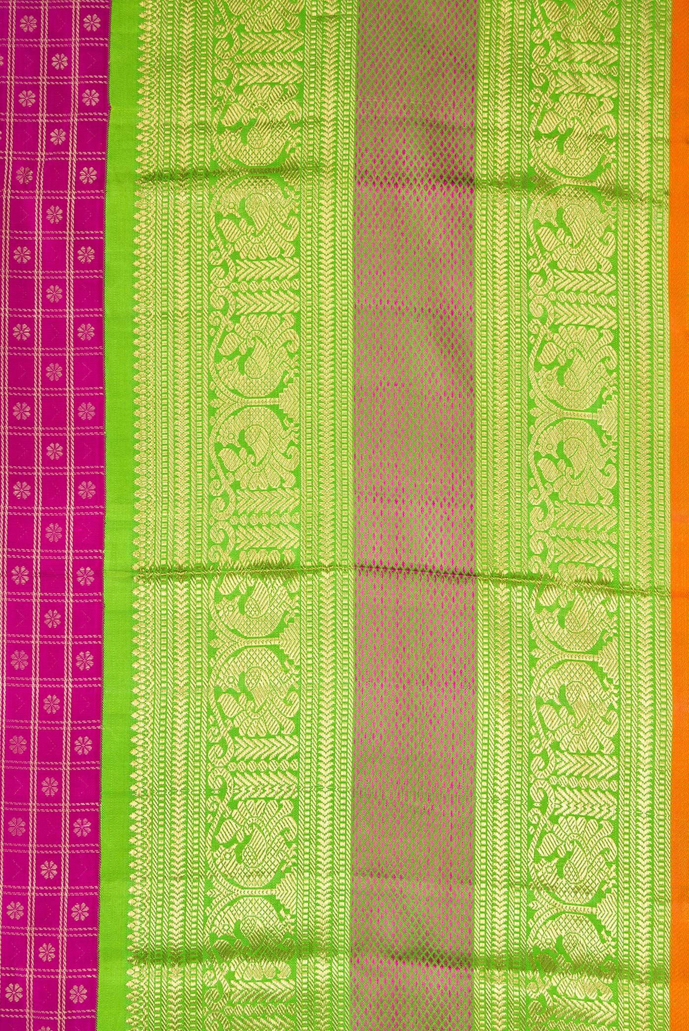 Border image of Pure Silk Pure Zari Magenta Dual Tone Kanjivaram Saree with Zari Brocade on the body and Zari Border. 