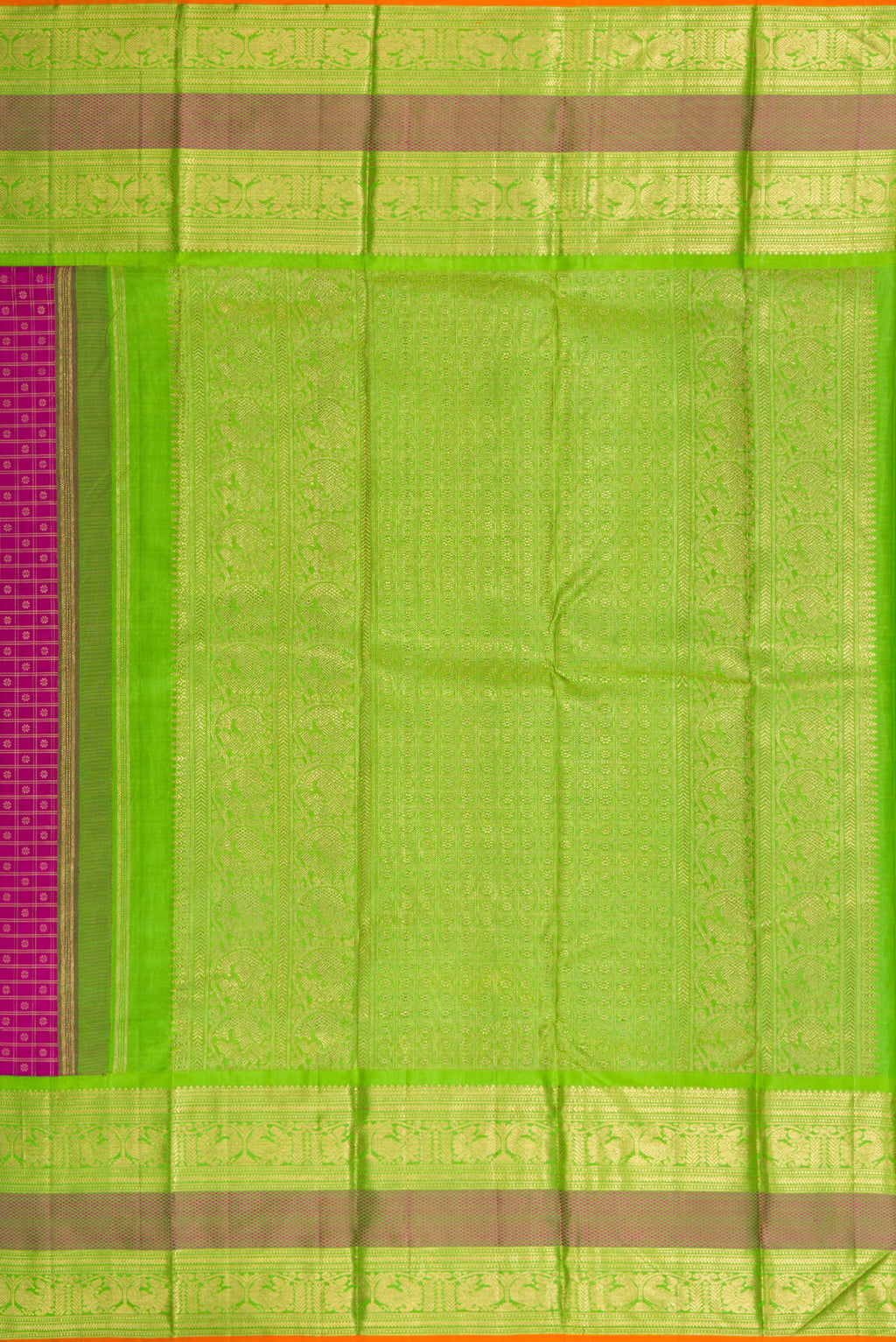 Close up image of the pallu of Pure Silk Pure Zari Magenta Dual Tone Kanjivaram Saree with Zari Brocade on the body and Zari Border. 