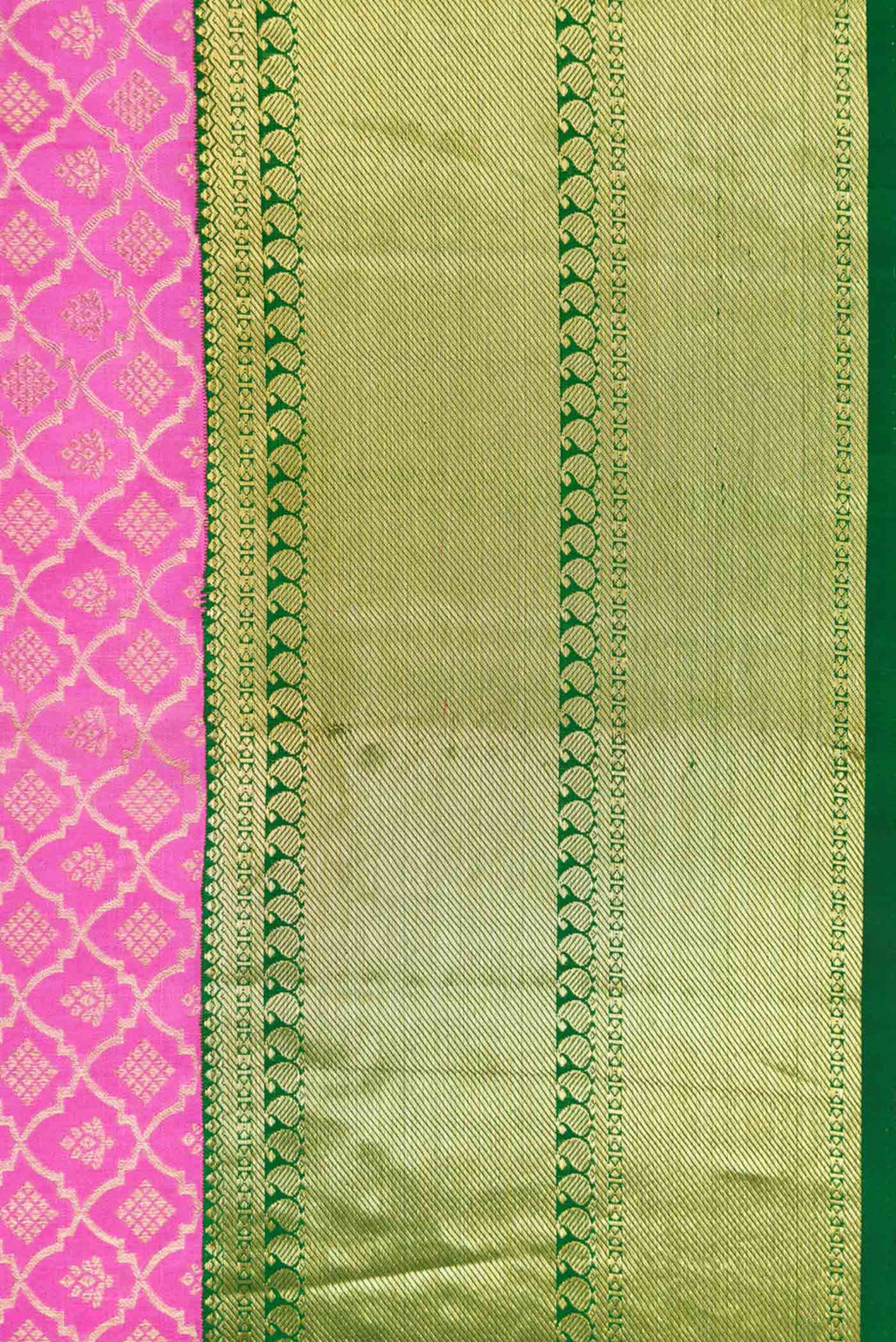 Border image of Pink Dual Tone Kanchipuram Silk Saree with Zari Brocade on the body and Zari Border