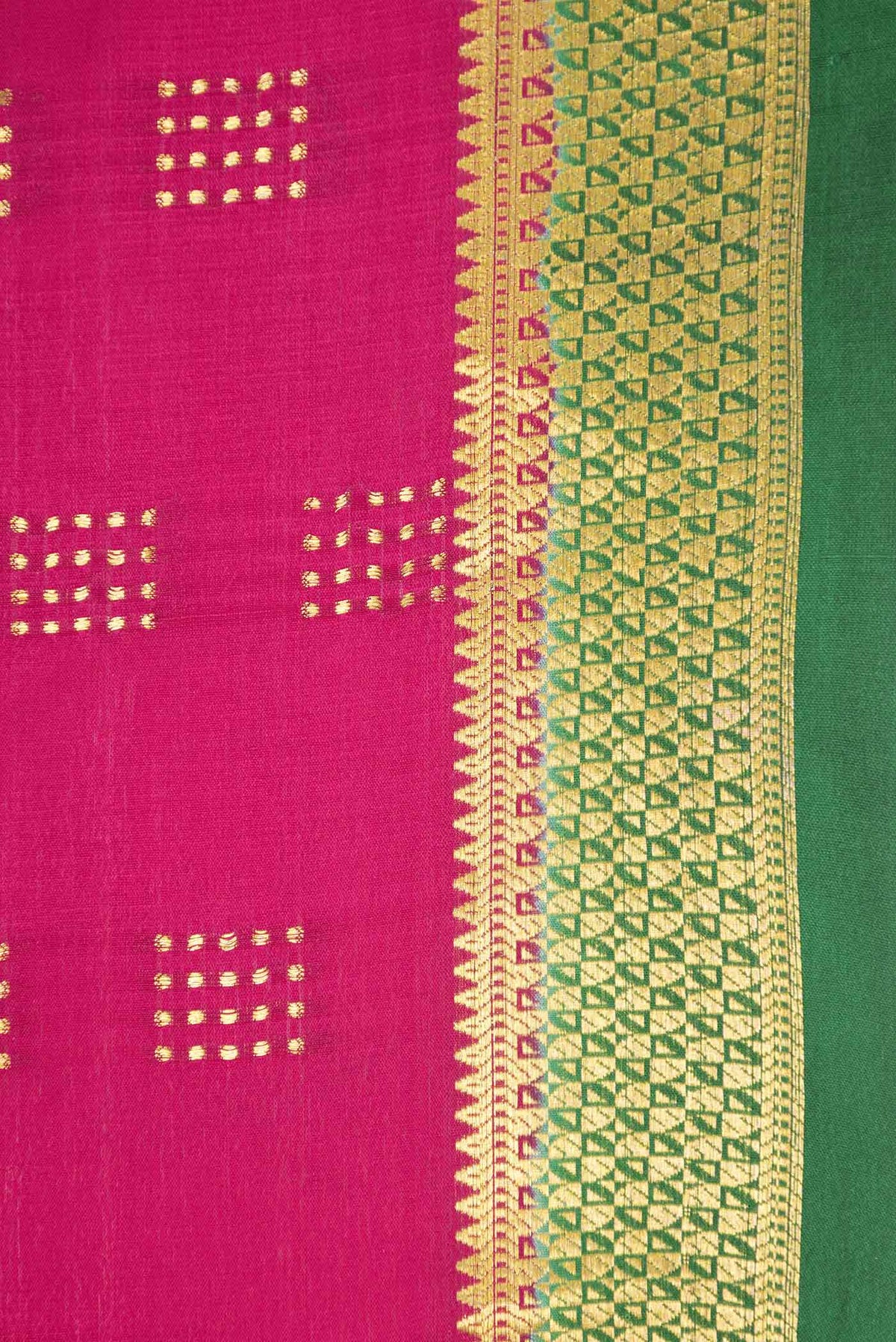 Border image of Pink Dual Tone Mysore Crepe Saree with Zari Butta on the body and Zari Border