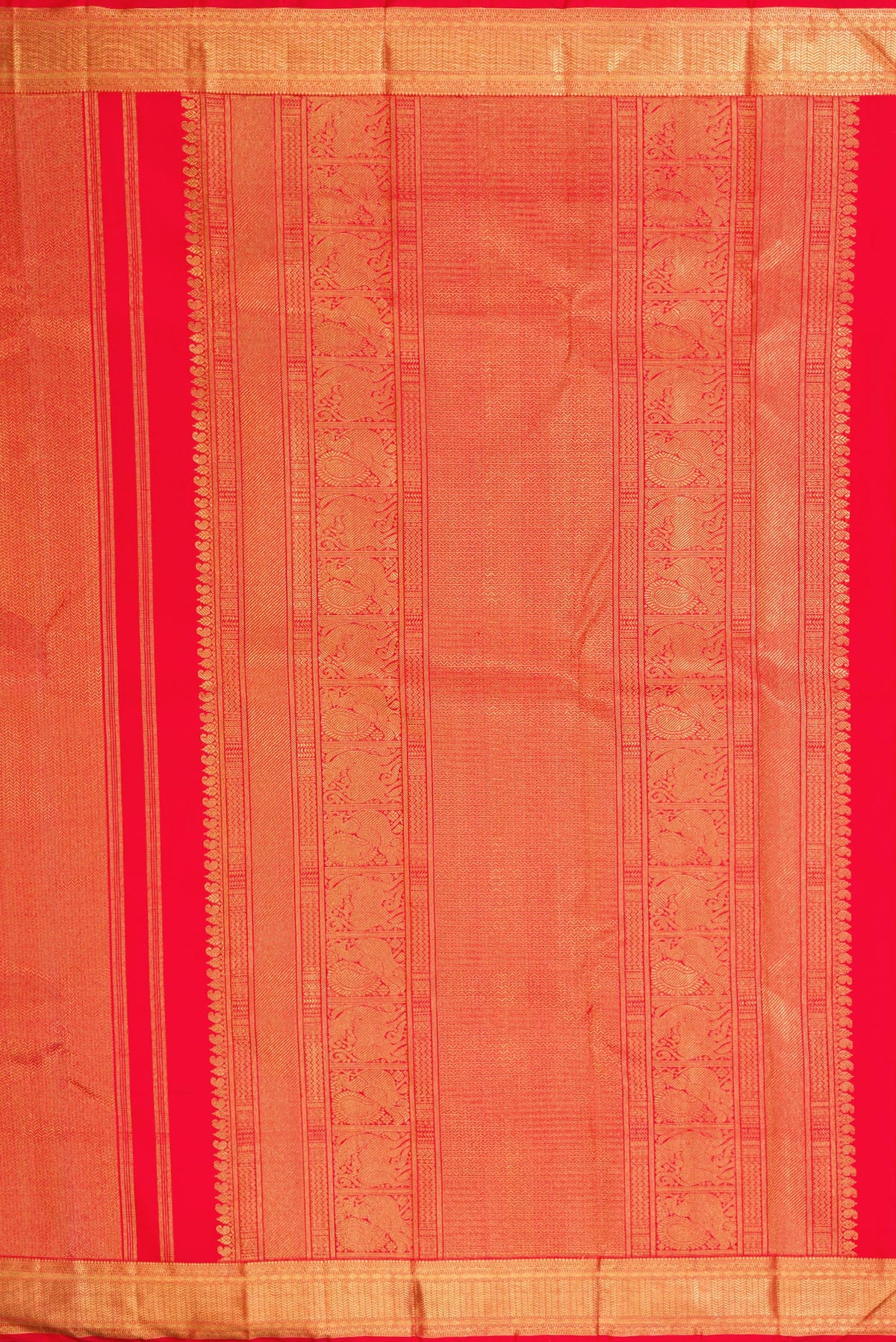 Close up image of the pallu of Pure Silk Pure Zari Red Dual Tone Kanjivaram Saree with Zari Brocade on the body and Zari Border. 