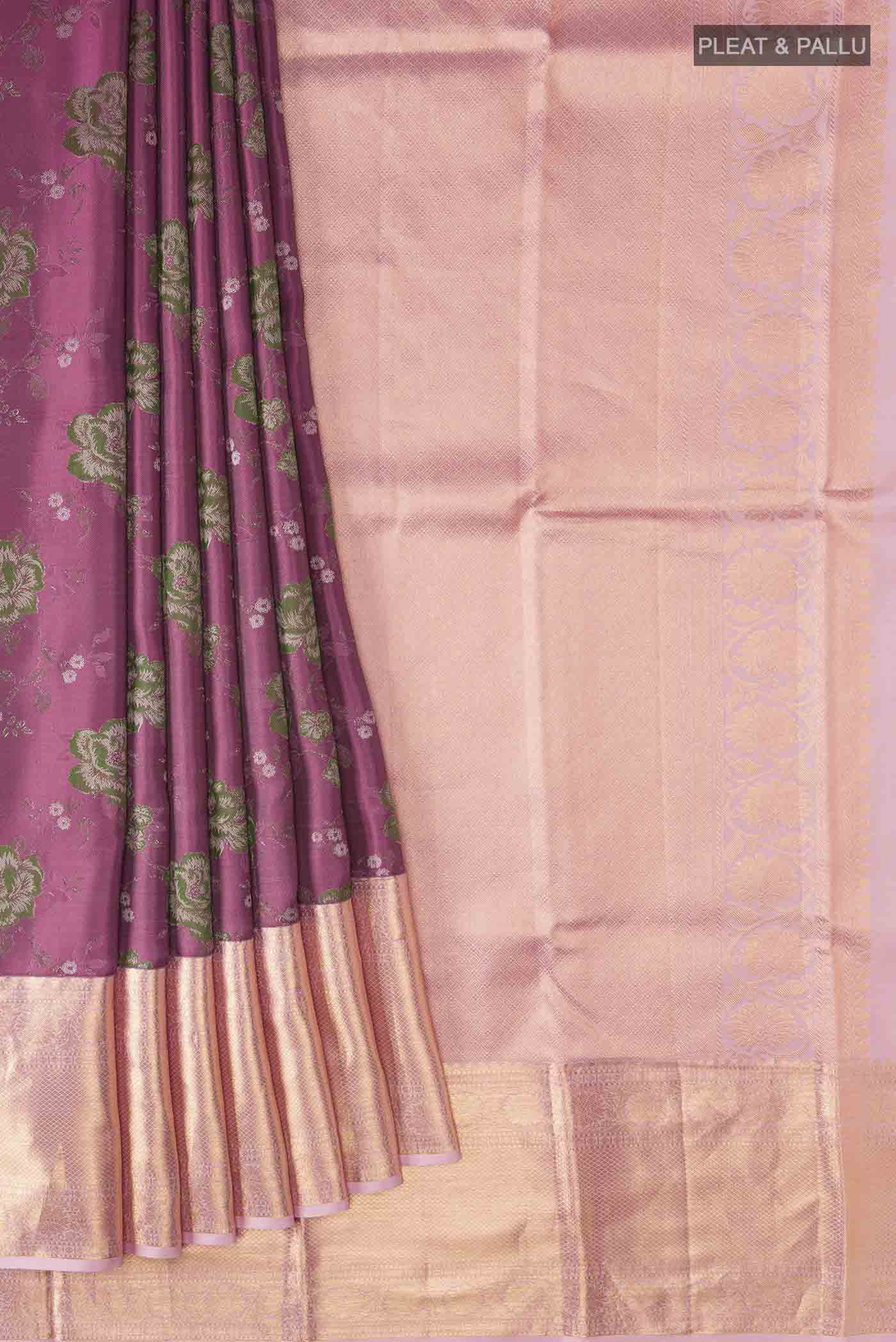 pleats pallu