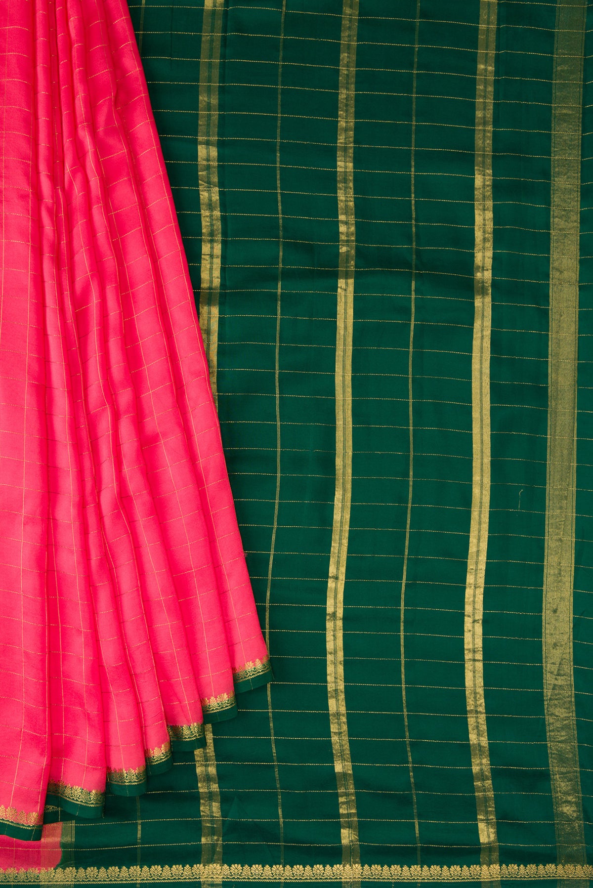 Pleats and pallu of Pure Silk Pure Zari Dark Pink Dual Tone Mysore Crepe Saree with Plain Body and Zari Border. 