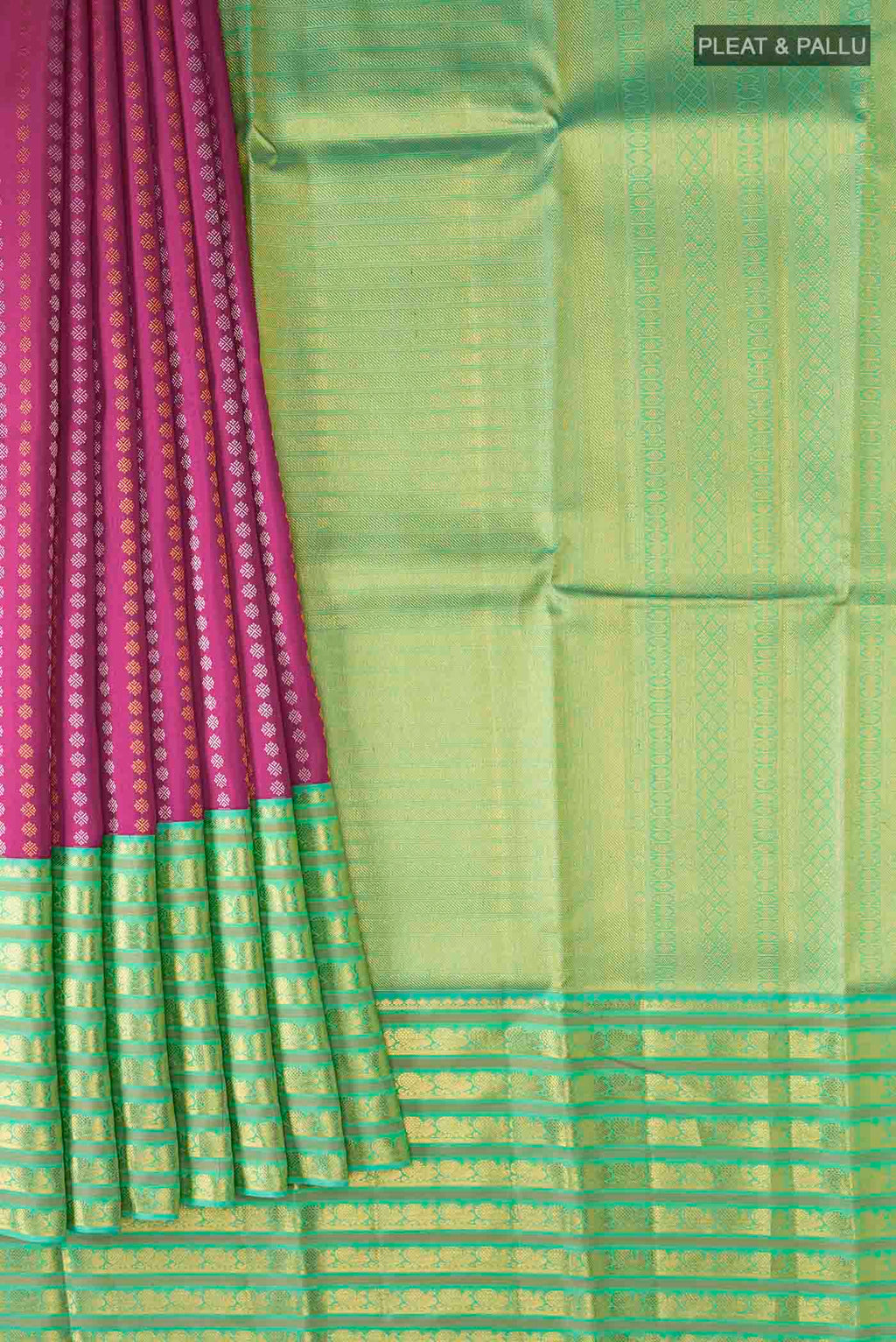 pleats pallu