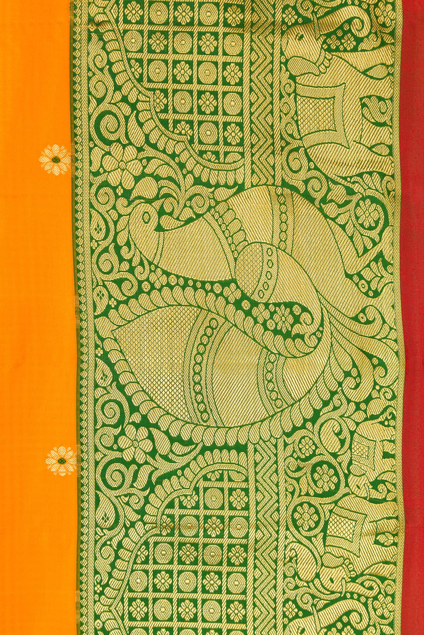 Border image of Mustard Dual Tone Gadwal Silk Saree with Zari And Thread Butta on the body and Zari Border. 
