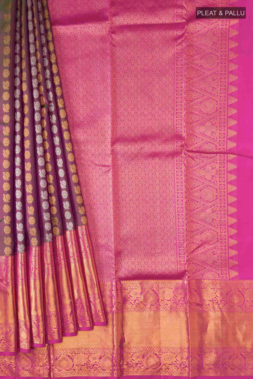 pleats pallu