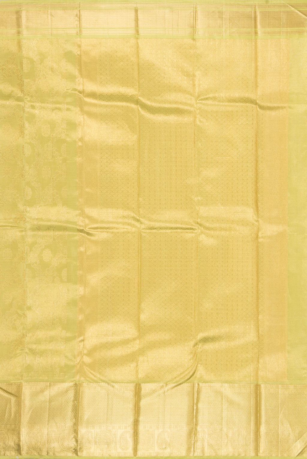 Close up image of the pallu of Gold Kanchipuram Tissue Saree with Zari Brocade on the body and Zari Border. 