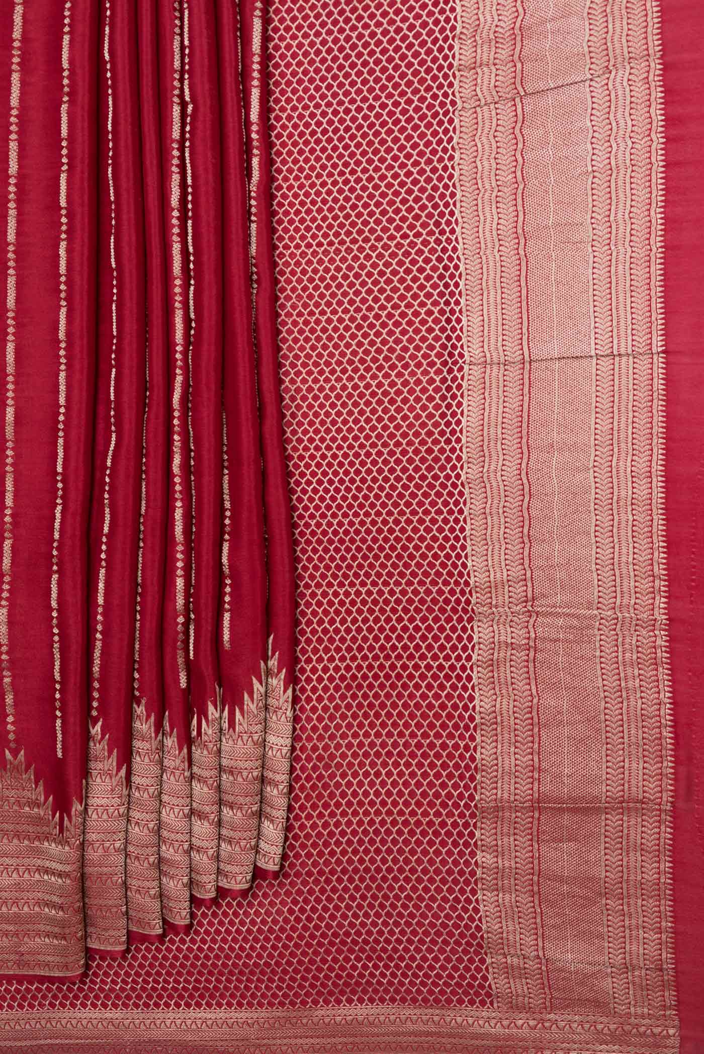 Pleats and pallu of Maroon Mysore Crepe Saree with Stripes on the body and Fancy Border