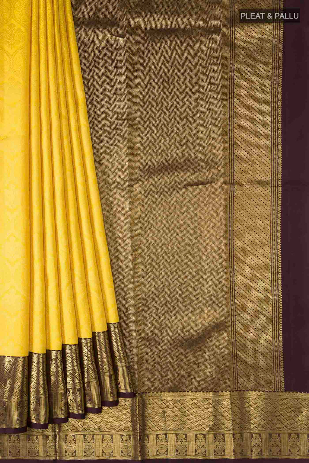 pleats pallu