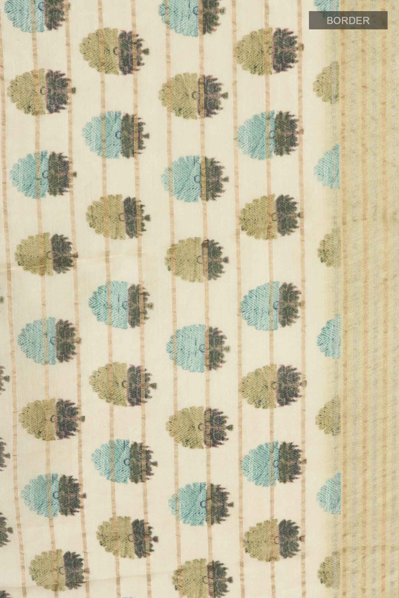Border image of Green Bhagalpuri Tussar Silk Saree with Printed design on the body and Zari Border