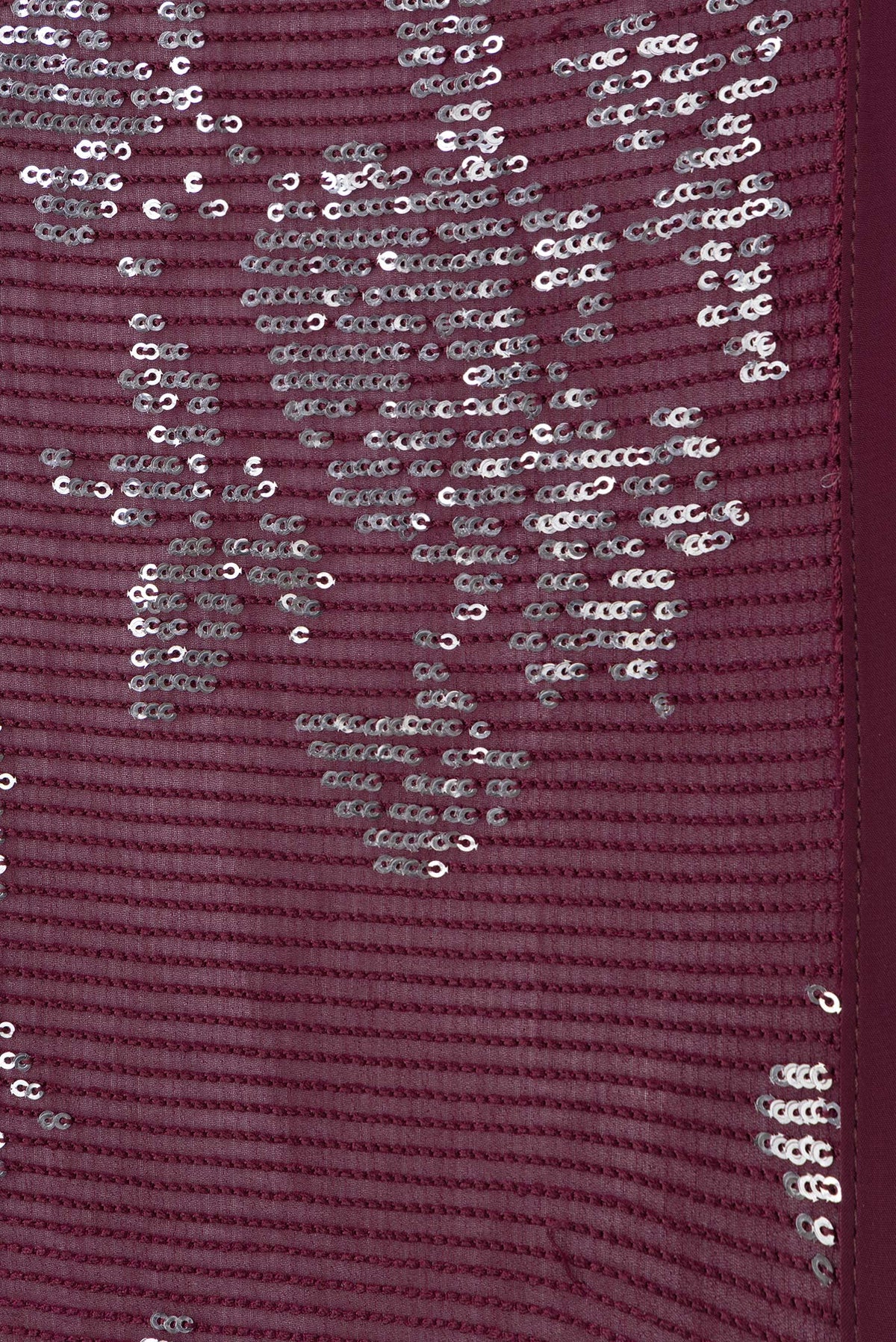Border image of Maroon Dual Tone Georgette Saree with Embroidery on the body and Without Border. 