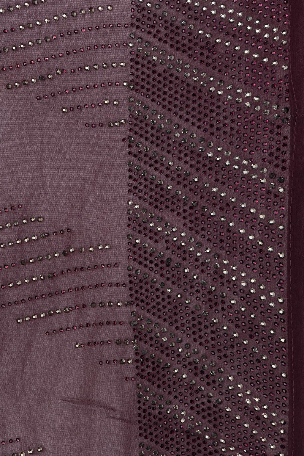 Border image of Burgundy Dual Tone Georgette Saree with Embroidery on the body and Embroidery Border. 
