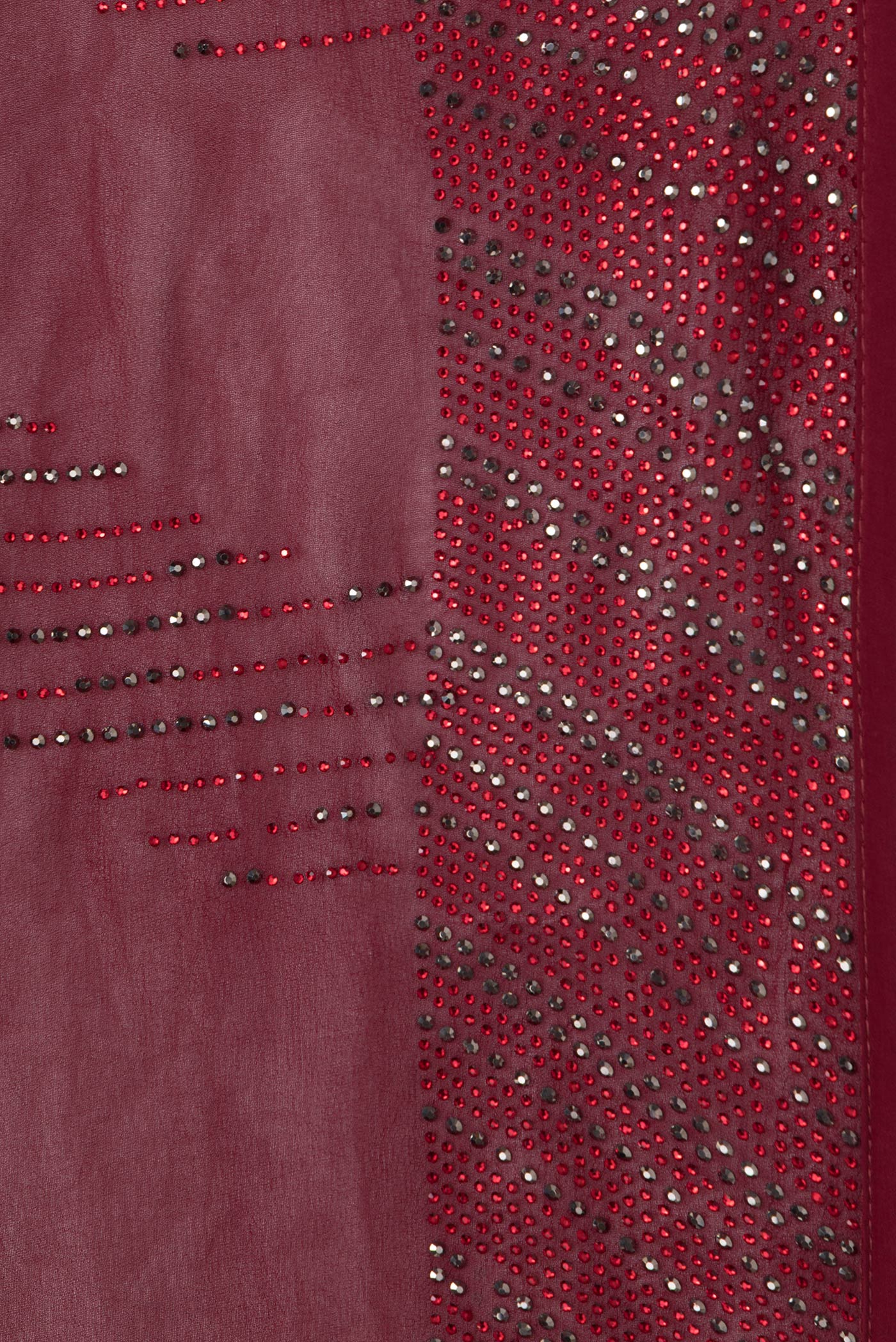 Border image of Maroon Dual Tone Georgette Saree with Embroidery on the body and Embroidery Border. 