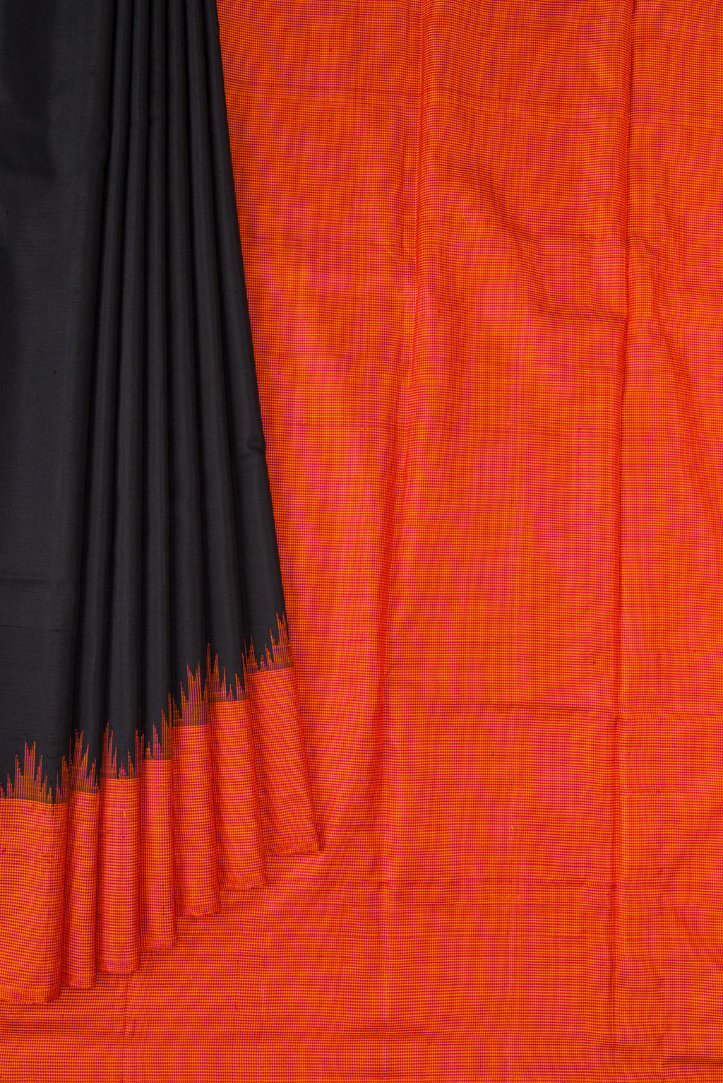 Pleats and pallu of Black Kanjivaram Silk Saree with Plain Body and Temple Border. 