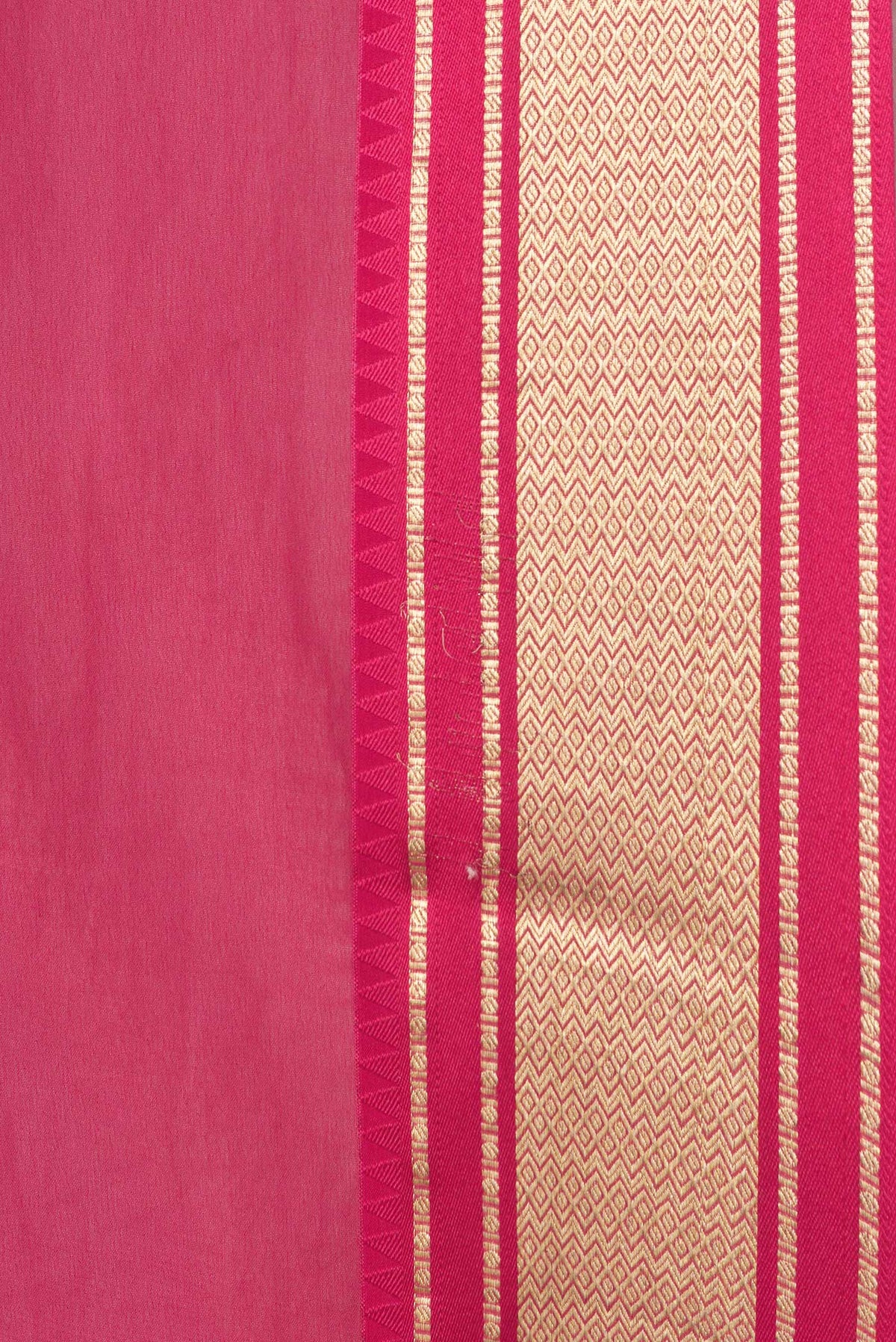 Border image of Dark Pink Dual Tone Georgette Saree with Plain Body and Zari Border. 