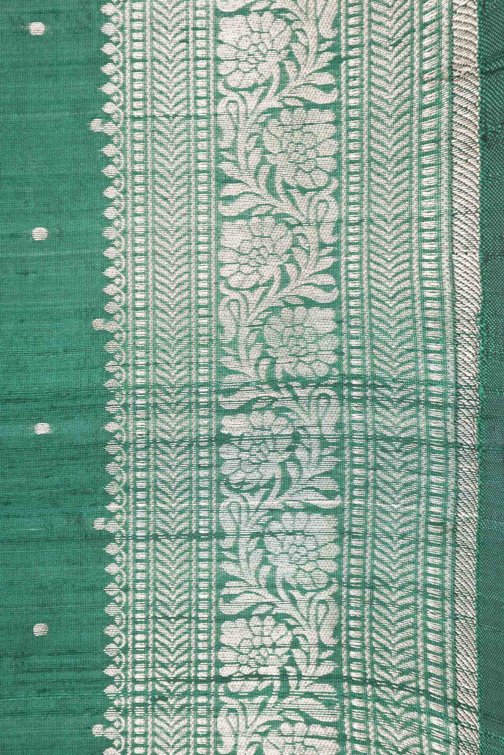 Border image of Green Dual Tone Raw Silk Saree with Zari Butta on the body and Zari Border
