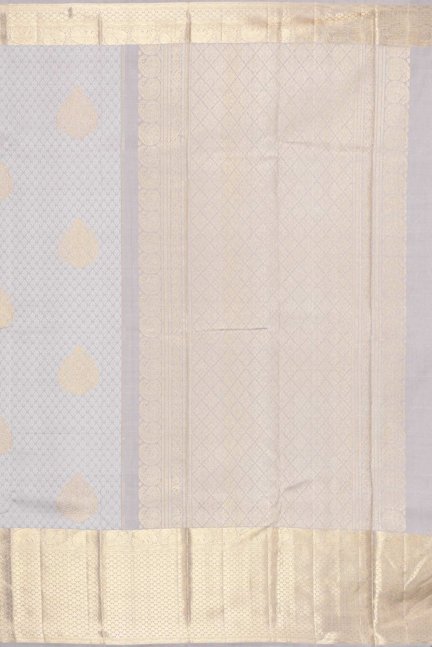 Close up image of the pallu of Grey Dual Tone Kanchipuram Silk Saree with Jacquard With Zari Butta on the body and Zari Border