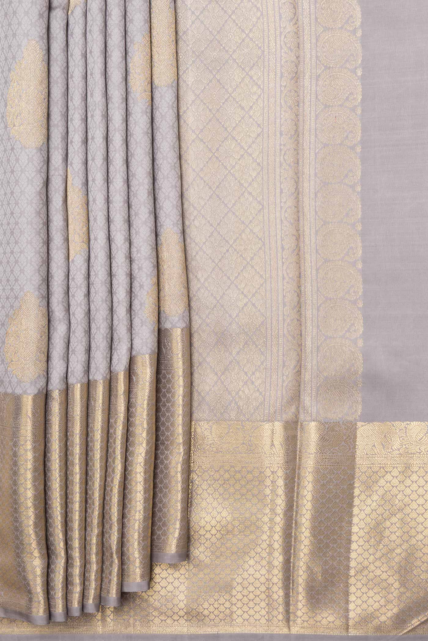 Pleats and pallu of Grey Dual Tone Kanchipuram Silk Saree with Jacquard With Zari Butta on the body and Zari Border