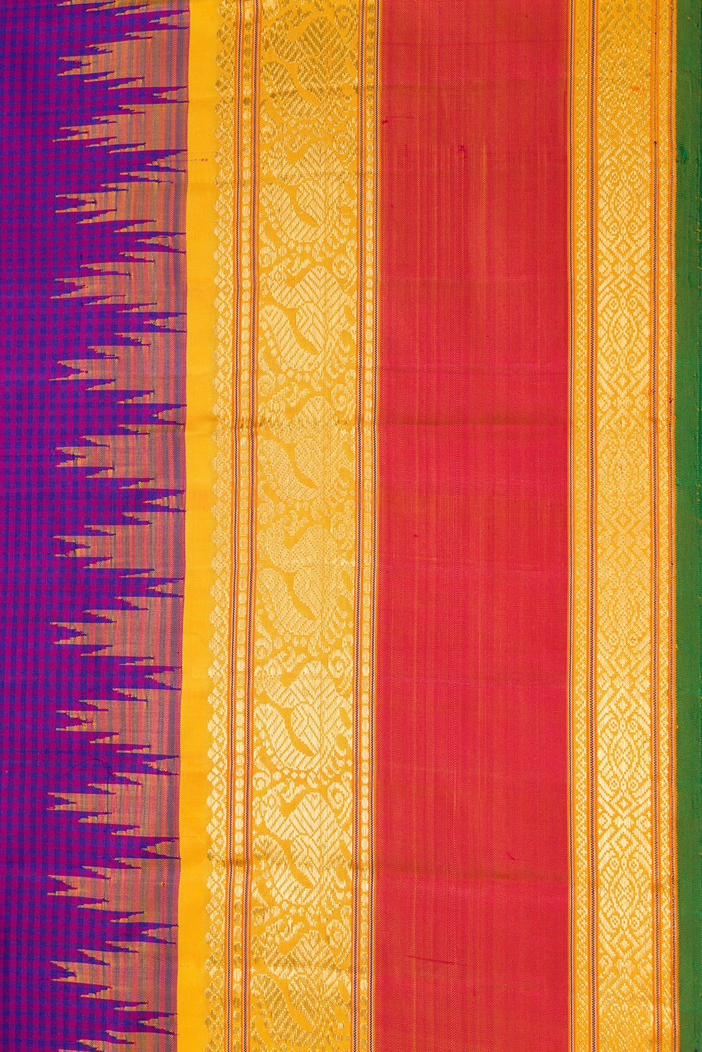 Border image of Pure Silk Pure Zari Purple Dual Tone Kanchipuram Saree with Checked design on the body and Temple Border. 