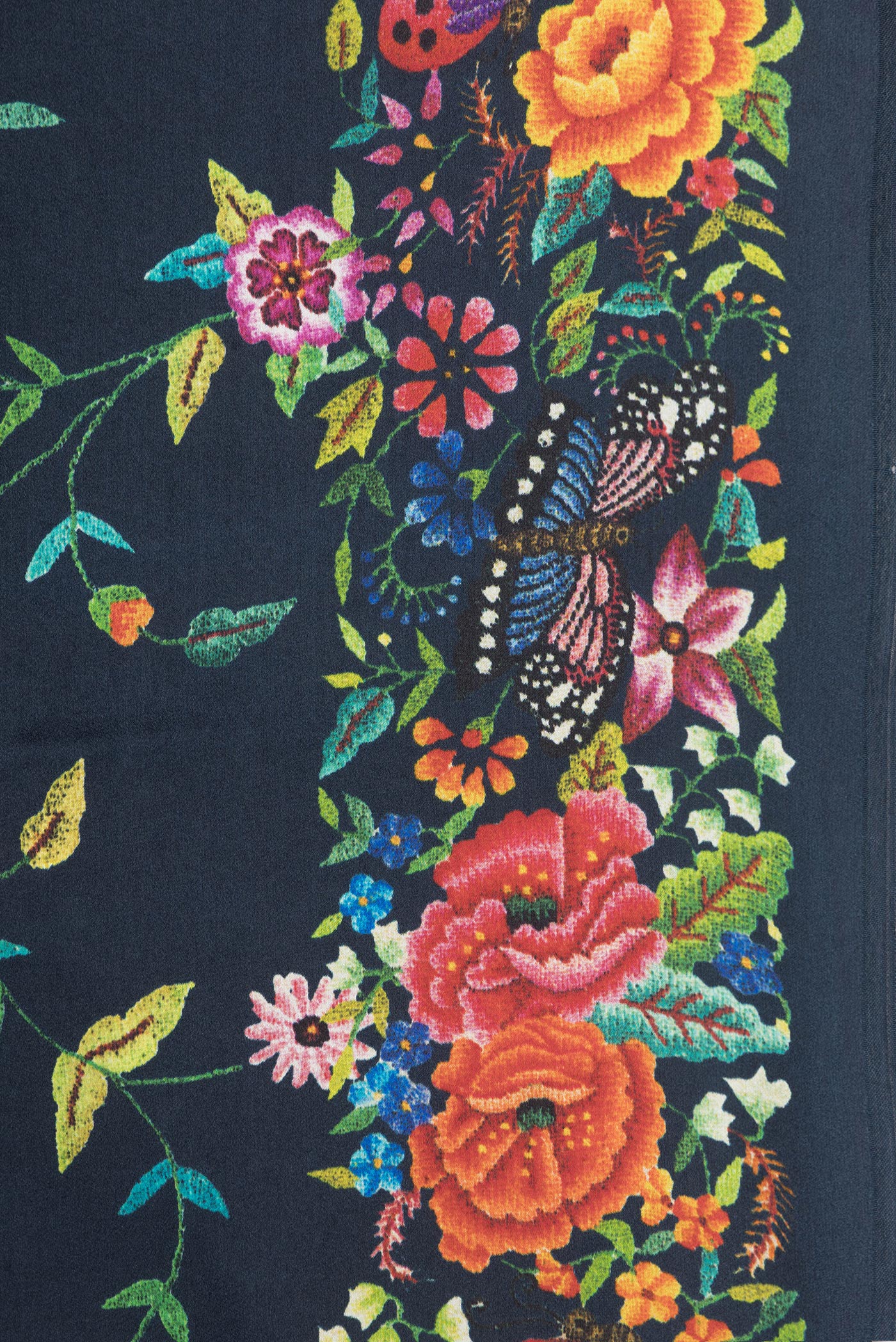 Border image of Navy Blue Dual Tone Mysore Crepe Saree with Printed design on the body and Printed Border. 