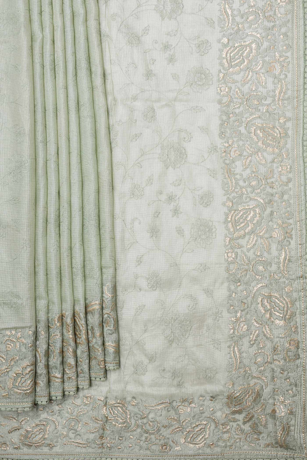 Pleats and pallu of Pista Green Dual Tone Tussar Saree with Embroidery on the body and Embroidery Border