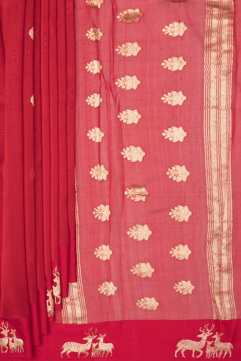 Pleats and pallu of Pure Silk Red Dual Tone Tussar Saree with Zari Butta on the body and Fancy Border. 