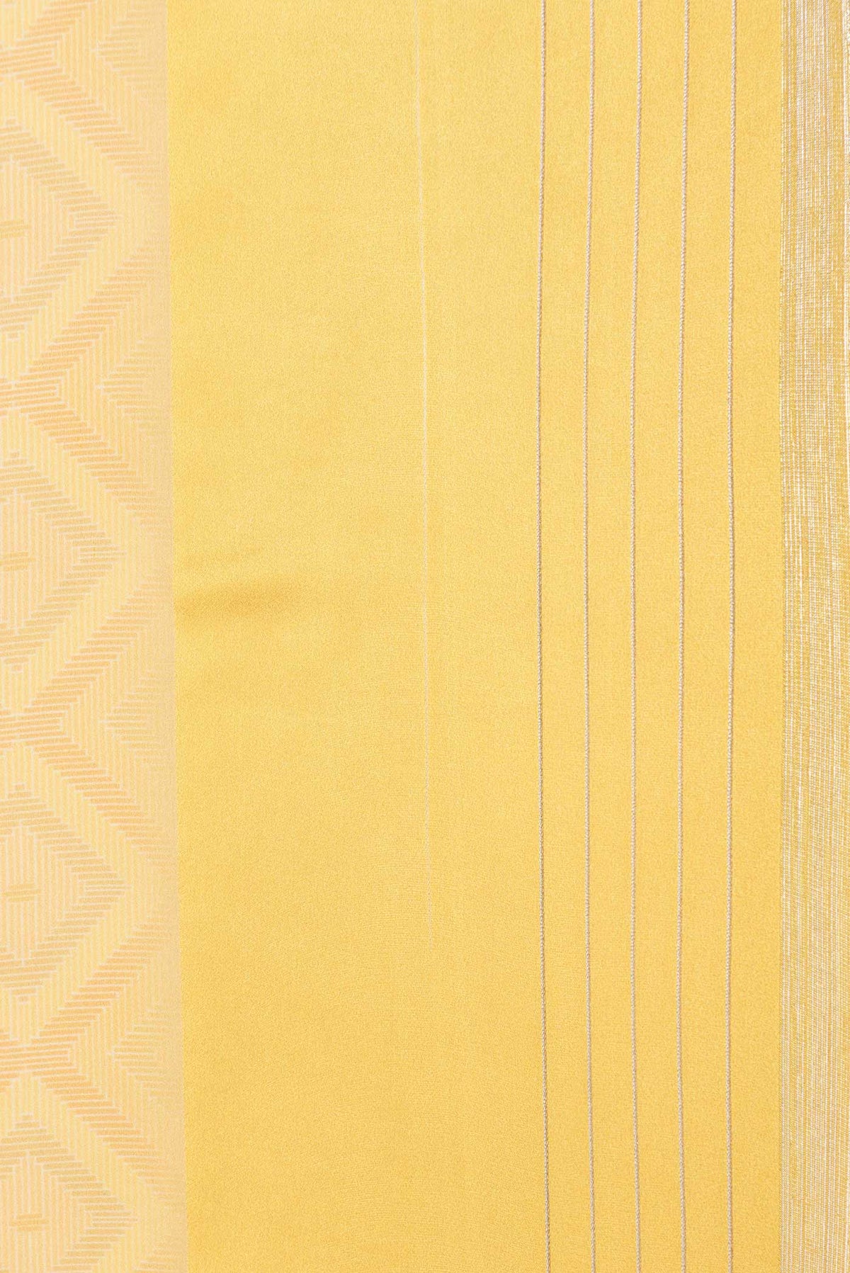 Border image of Yellow Dual Tone Georgette Saree with Printed design on the body and Zari Border