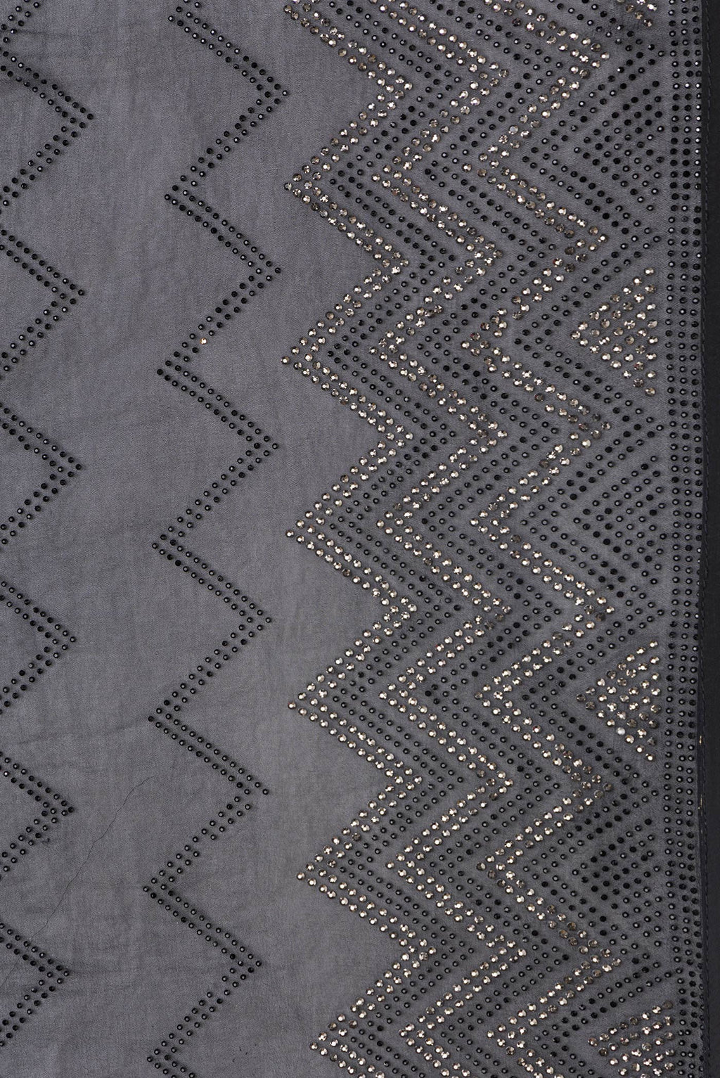 Border image of Black Dual Tone Mysore Georgette Saree with Embroidery on the body and Embroidery Border. 