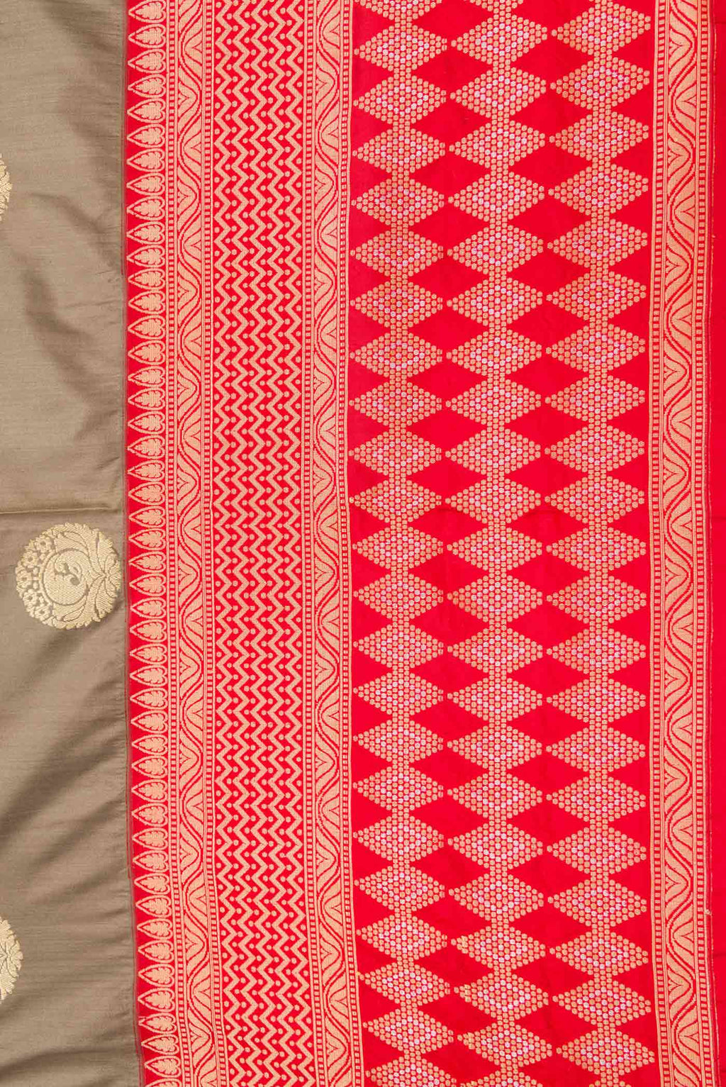 Border image of Pure Silk Pure Zari Grey Dual Tone Banarasi Saree with Zari Butta on the body and Fancy Border