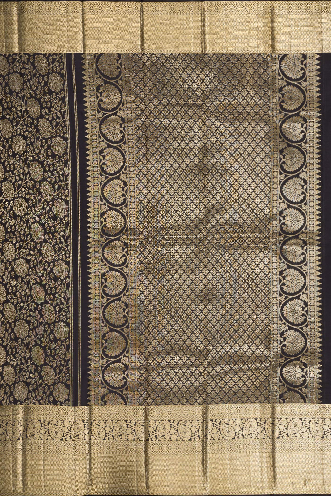 Close up image of the pallu of Black Dual Tone Kanchipuram Silk Saree with Zari Brocade on the body and Zari Border. 