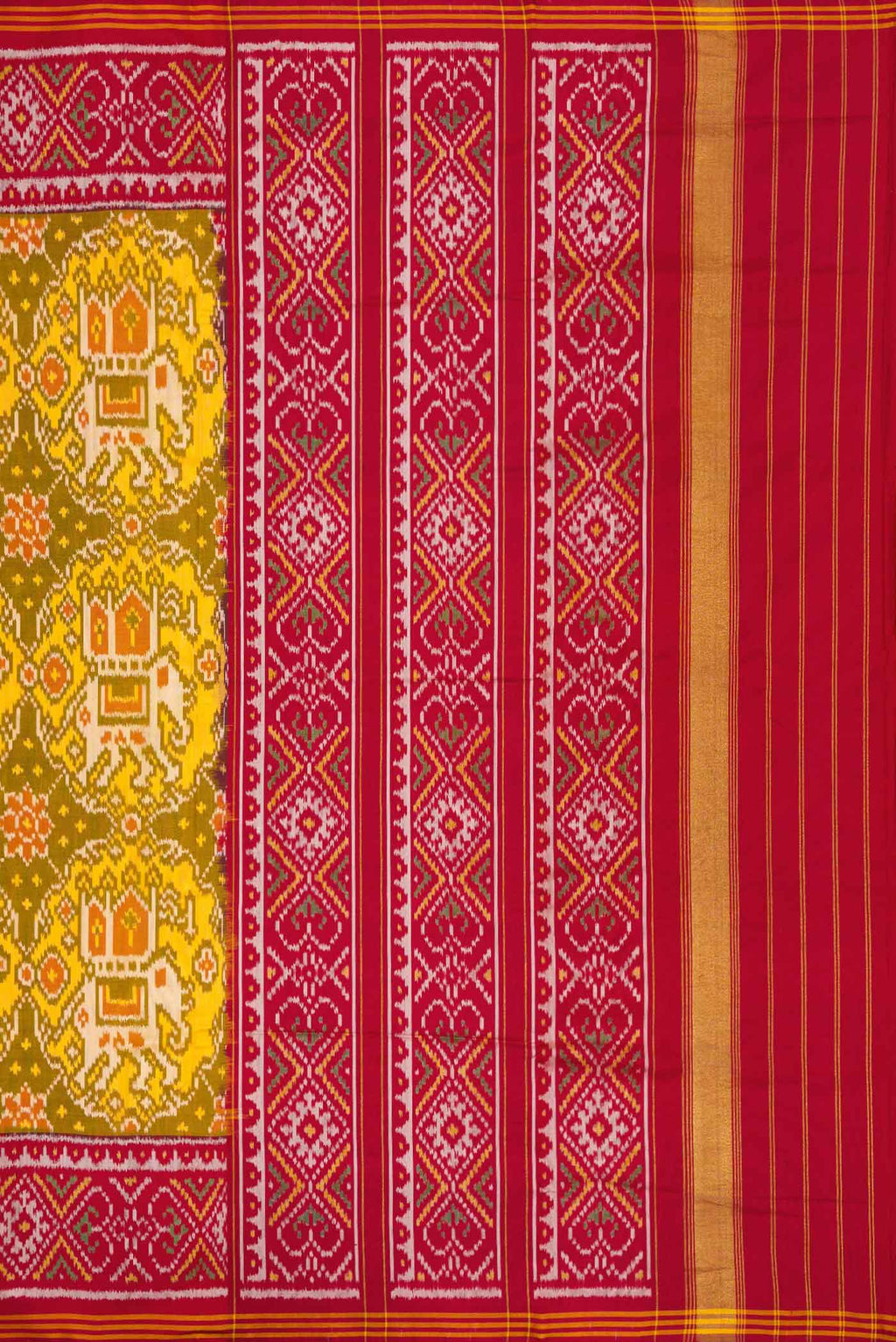 Close up image of the pallu of Mehandi Green Dual Tone Rajkot Patola Silk Saree with Ikat Print on the body and Ikat Border