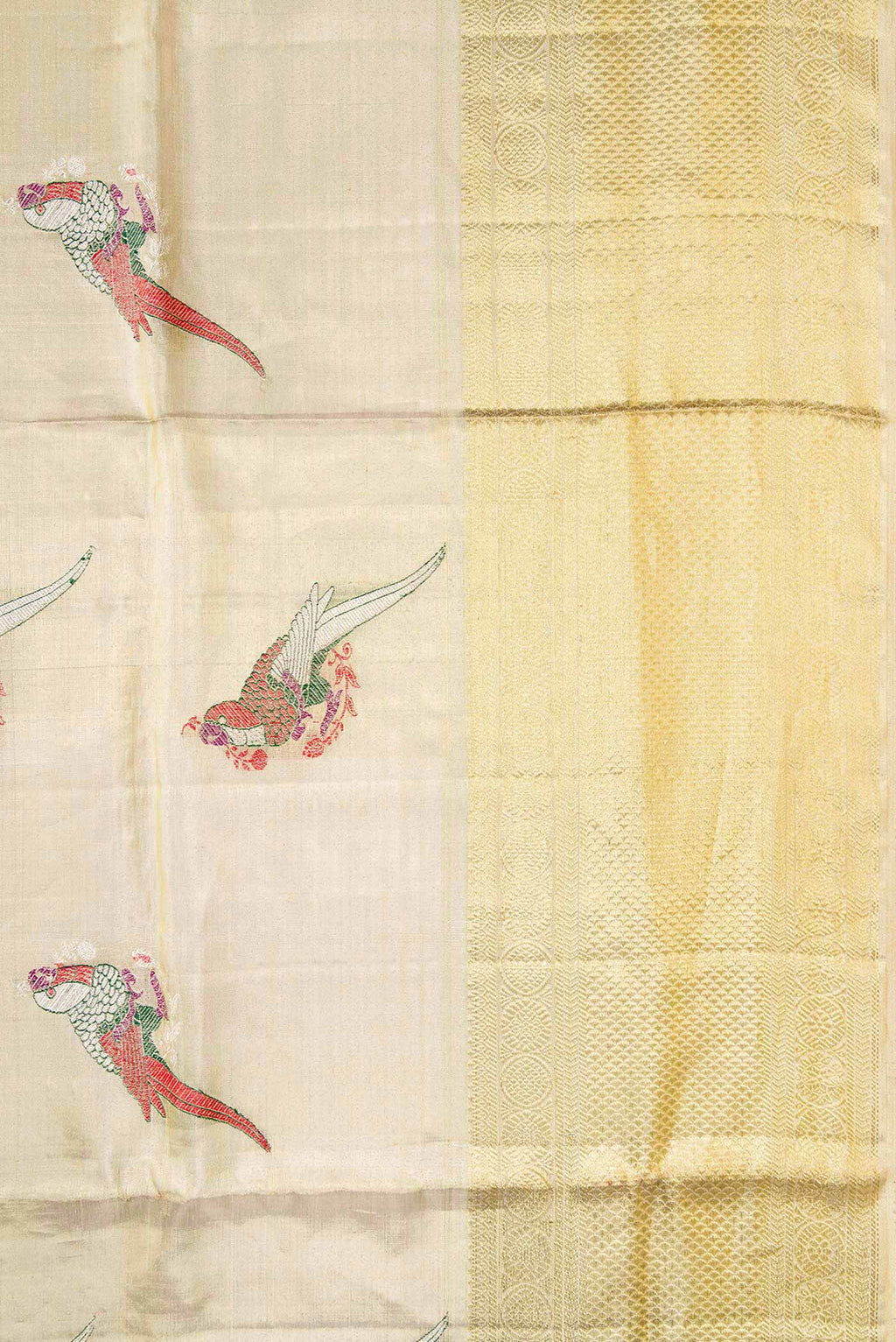 Border image of Gold Dual Tone Kanjivaram Tissue Silk Saree with Zari Brocade on the body and Zari Border. 