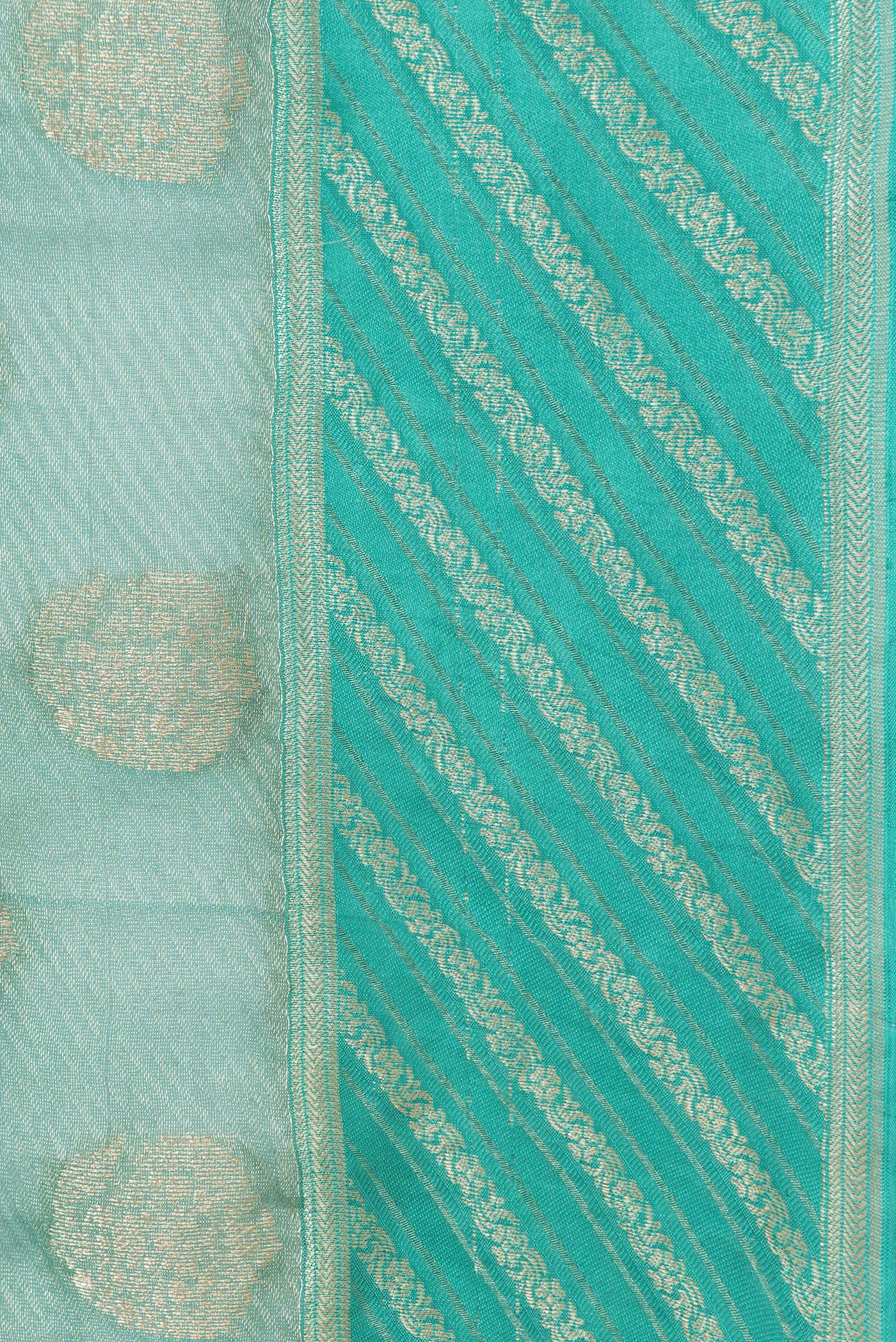 Border image of Sea Green Dual Tone Mysore Georgette Saree with Zari Brocade on the body and Fancy Border. 