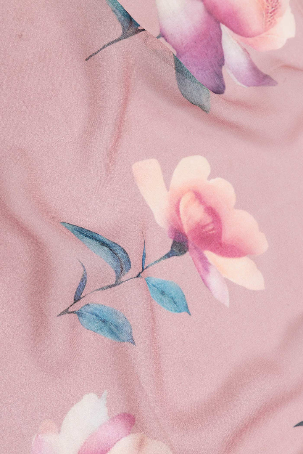 Close up of Pink Dual Tone Georgette Saree with Printed design on the body and Without Border displaying folds