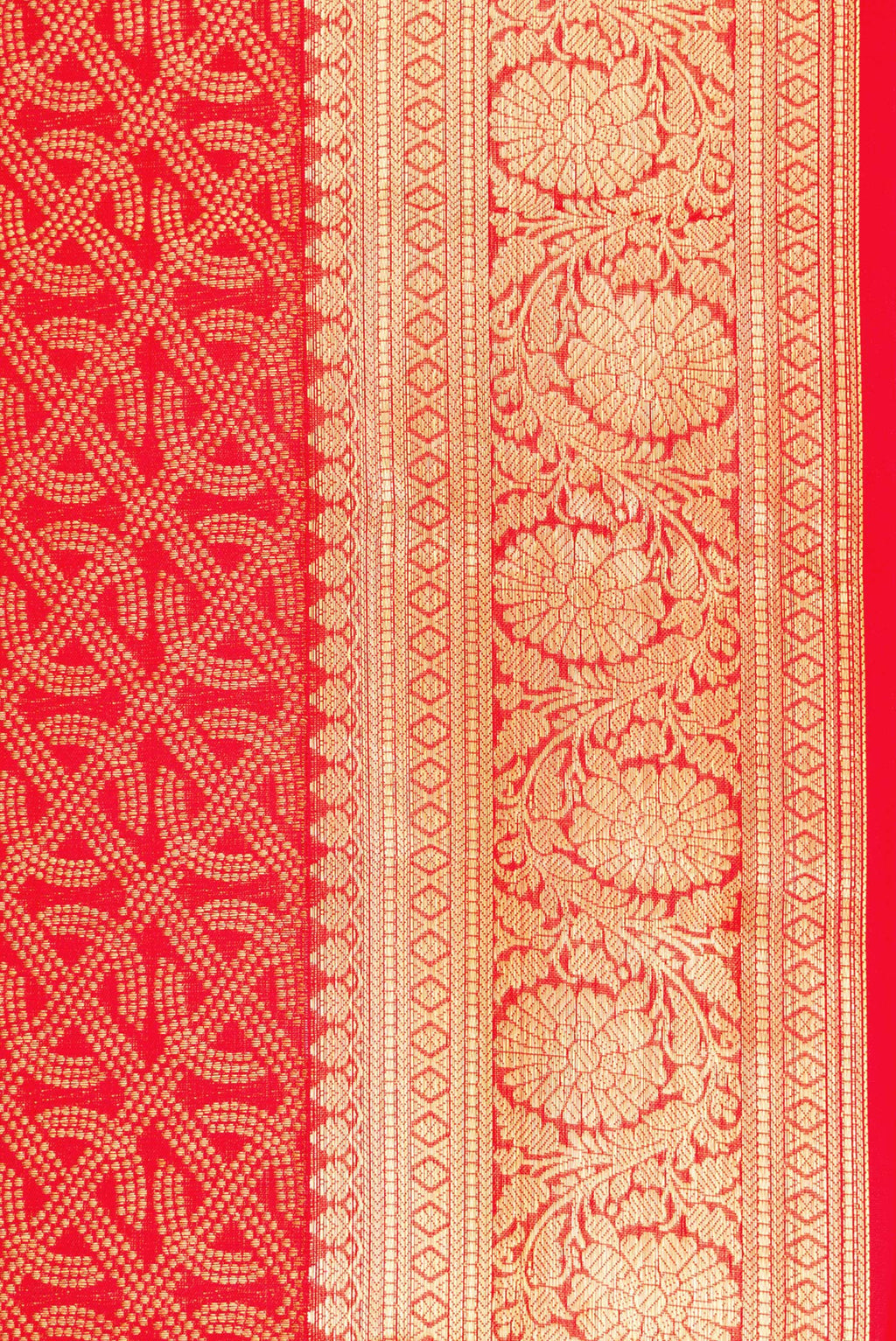 Border image of Red Dual Tone Kanjivaram Silk Saree with Zari Brocade on the body and Zari Border. 