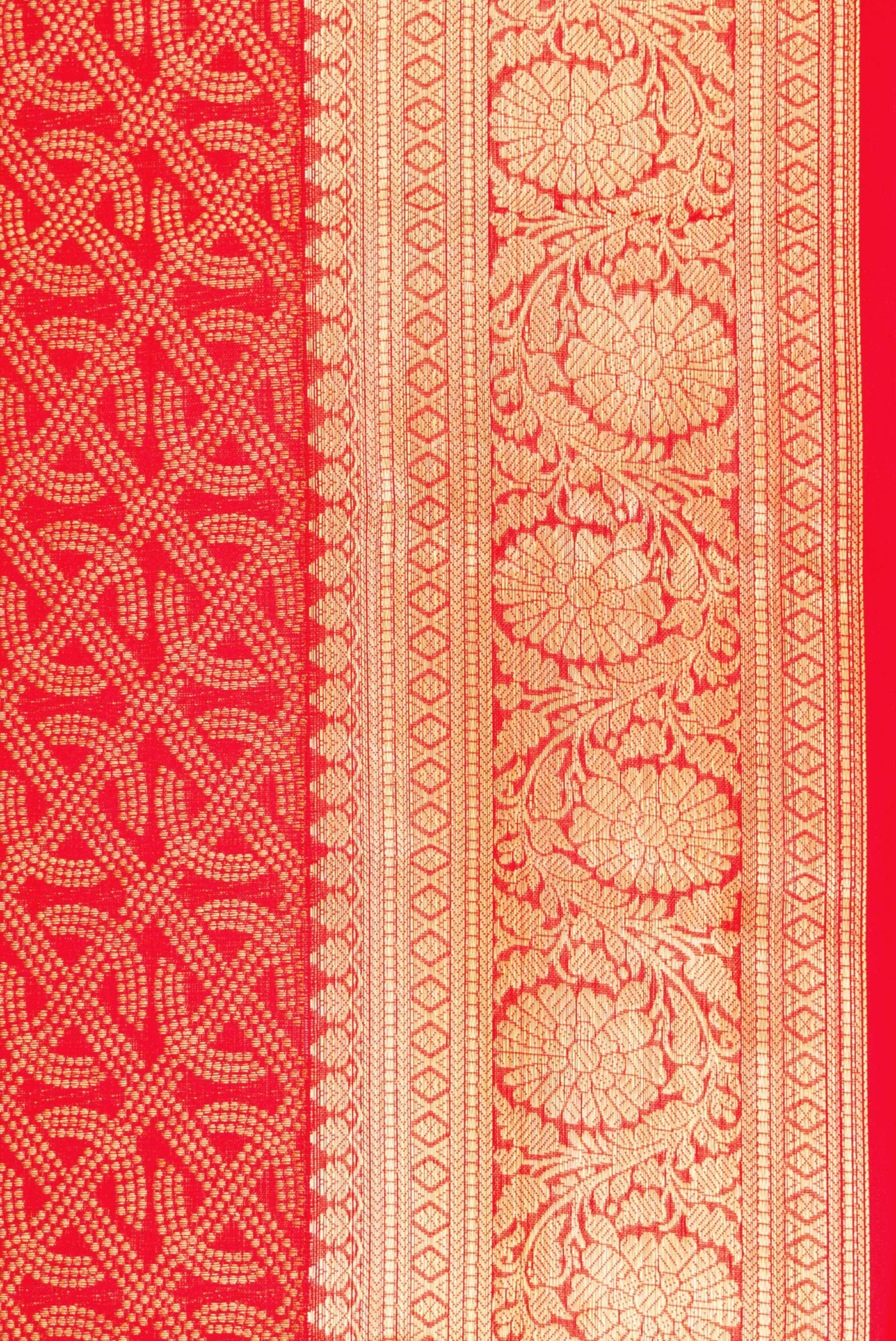 Border image of Red Dual Tone Kanjivaram Silk Saree with Zari Brocade on the body and Zari Border. 