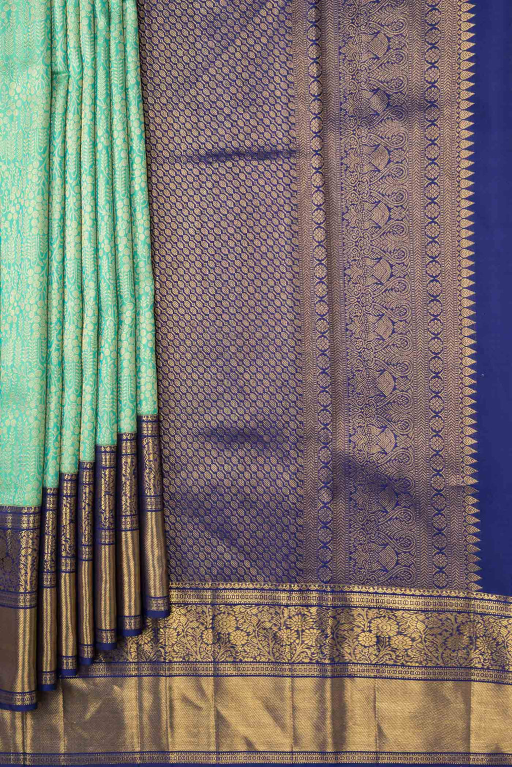 pleats pallu