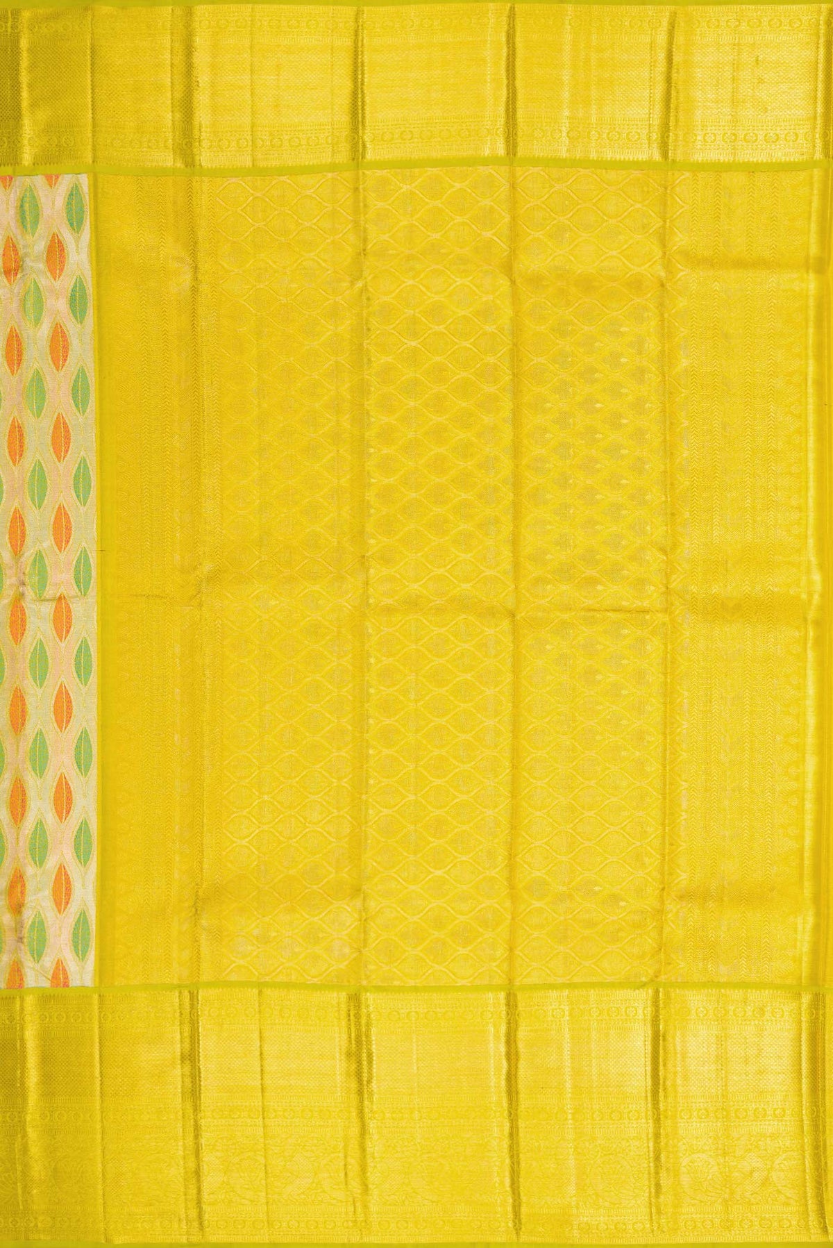 Close up image of the pallu of Gold Dual Tone Kanchipuram Tissue Silk Saree with Zari Brocade on the body and Zari Border. 