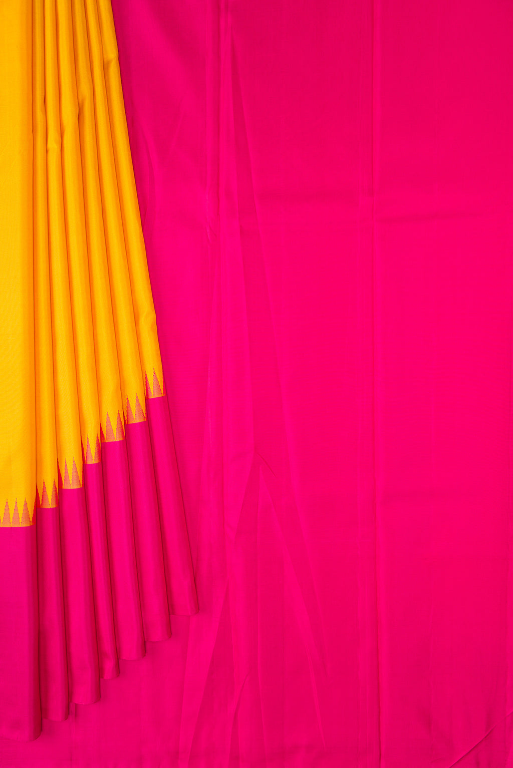 Pleats and pallu of Sandal Dual Tone Kanjivaram Silk Saree with Zari Butta on the body and Zari Border. 