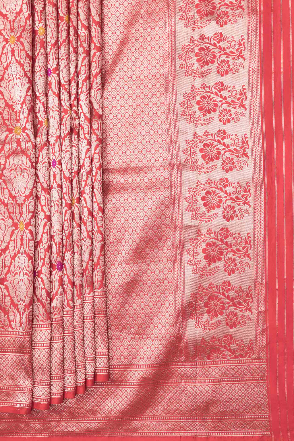 Pleats and pallu of Red Dual Tone Banarasi Silk Saree with Zari Brocade on the body and Zari Border. 