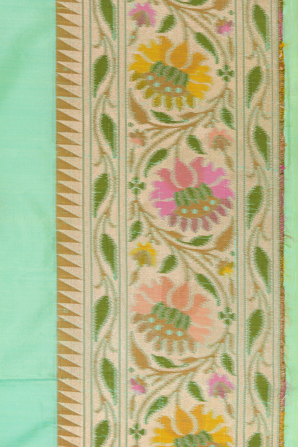 Border image of Sea Green Dual Tone Banarasi Silk Saree with Zari Butta on the body and Zari Border. 