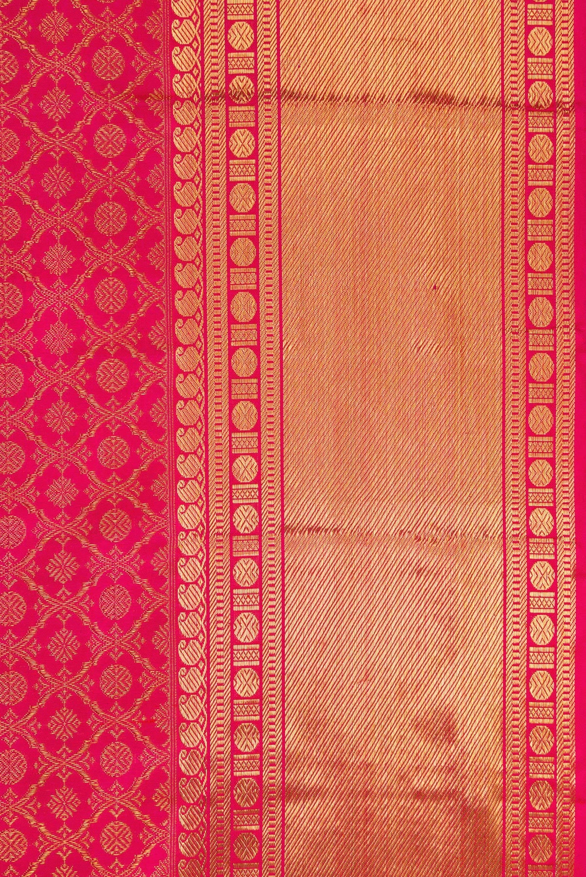 Border image of Pure Silk Pure Zari Pink Dual Tone Kanjivaram Saree with Zari Brocade on the body and Zari Border. 