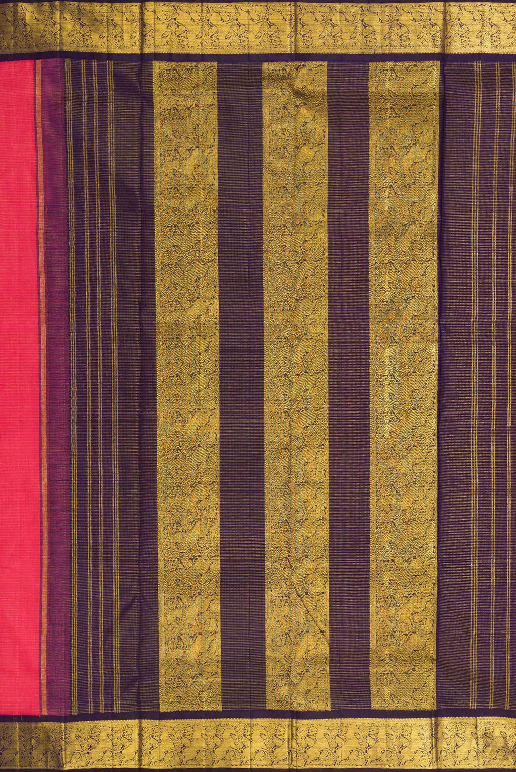 Close up image of the pallu of Pure Silk Pure Zari Pink Dual Tone Kanchipuram Nine Yards Saree with Stripes on the body and Zari Border. 