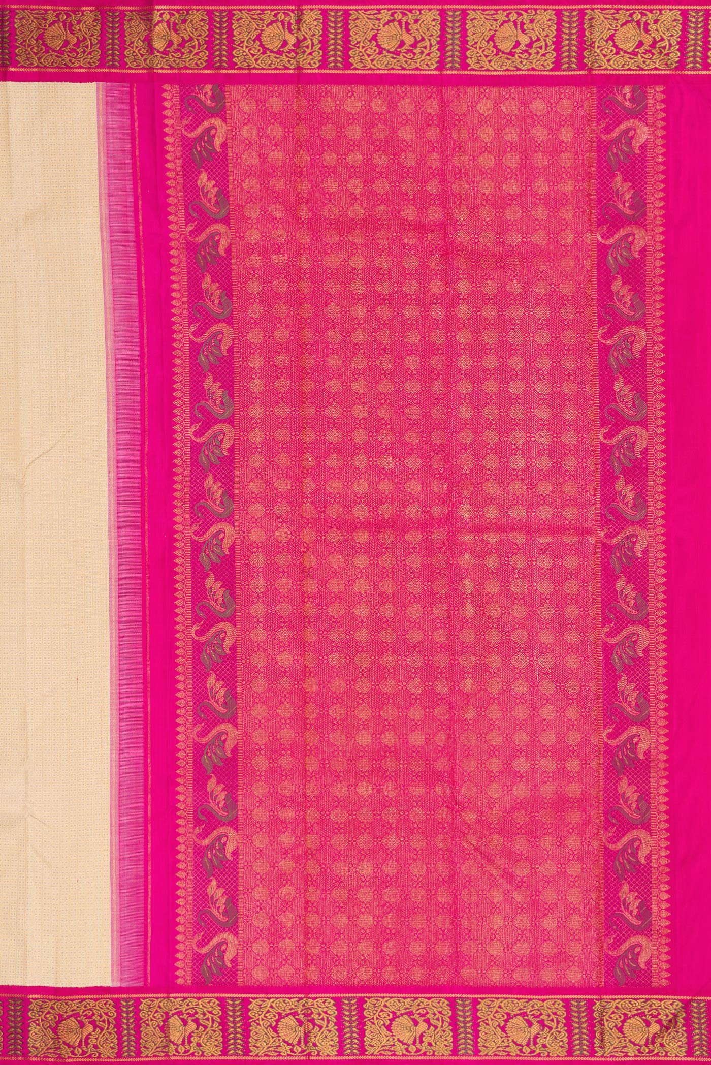 Close up image of the pallu of Sandal Dual Tone Kanchipuram Silk Saree with Zari Brocade on the body and Fancy Border. 