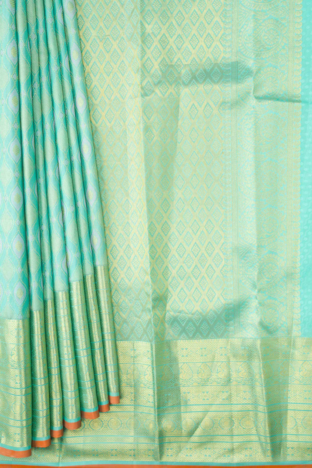 Pleats and pallu of Sea Green Dual Tone Kanchipuram Silk Saree with Zari Brocade on the body and Zari Border