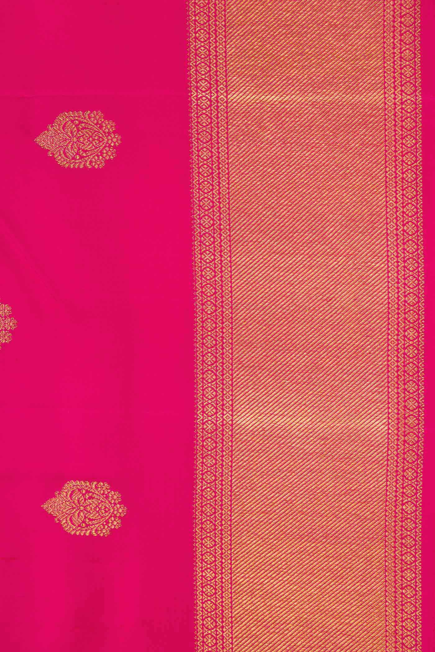 Border image of Pure Silk Pure Zari Dark Pink Dual Tone Kanchipuram Saree with Zari Butta on the body and Zari Border