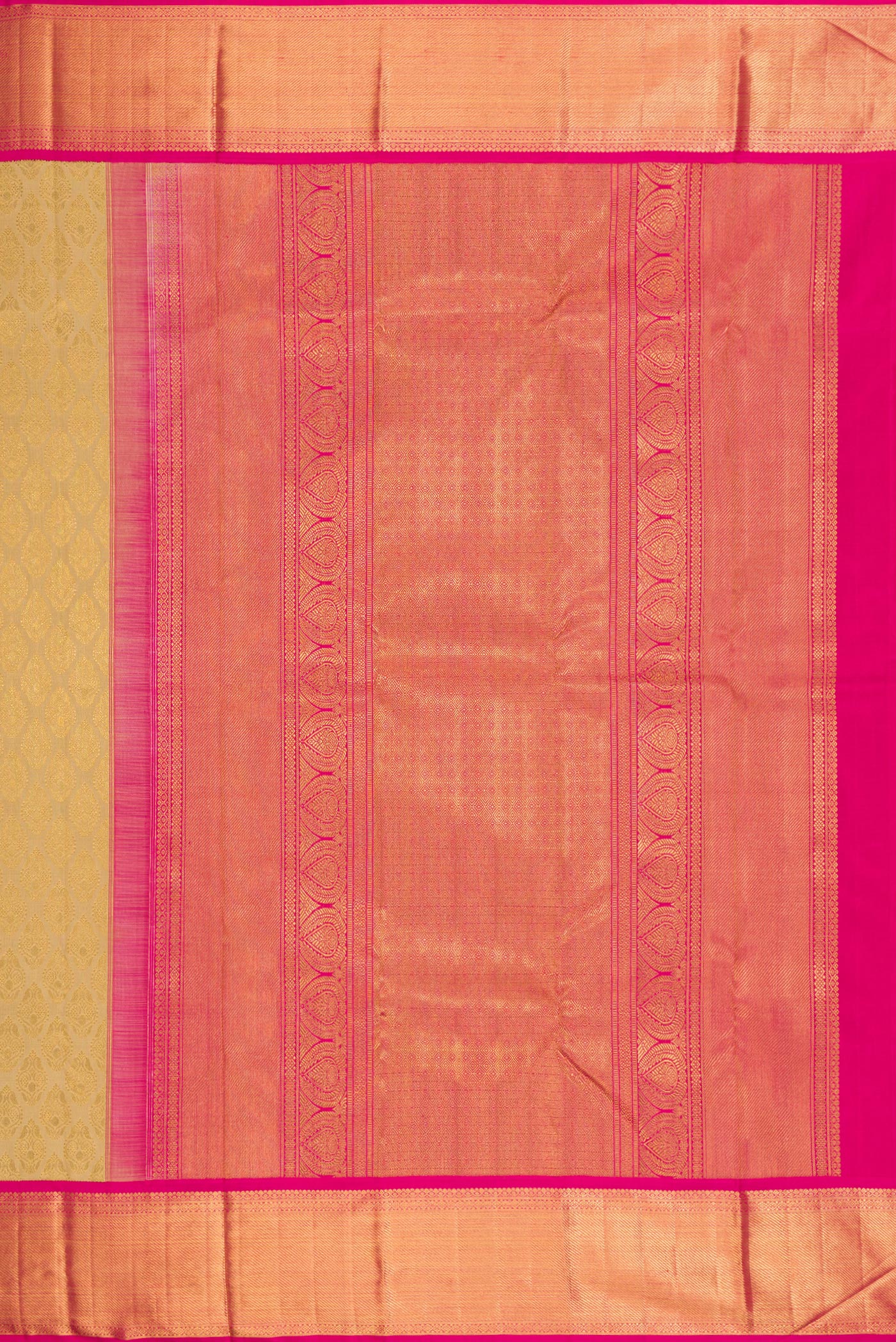 Close up image of the pallu of Pure Silk Pure Zari Beige Dual Tone Kanjivaram Saree with Zari Brocade on the body and Zari Border. 