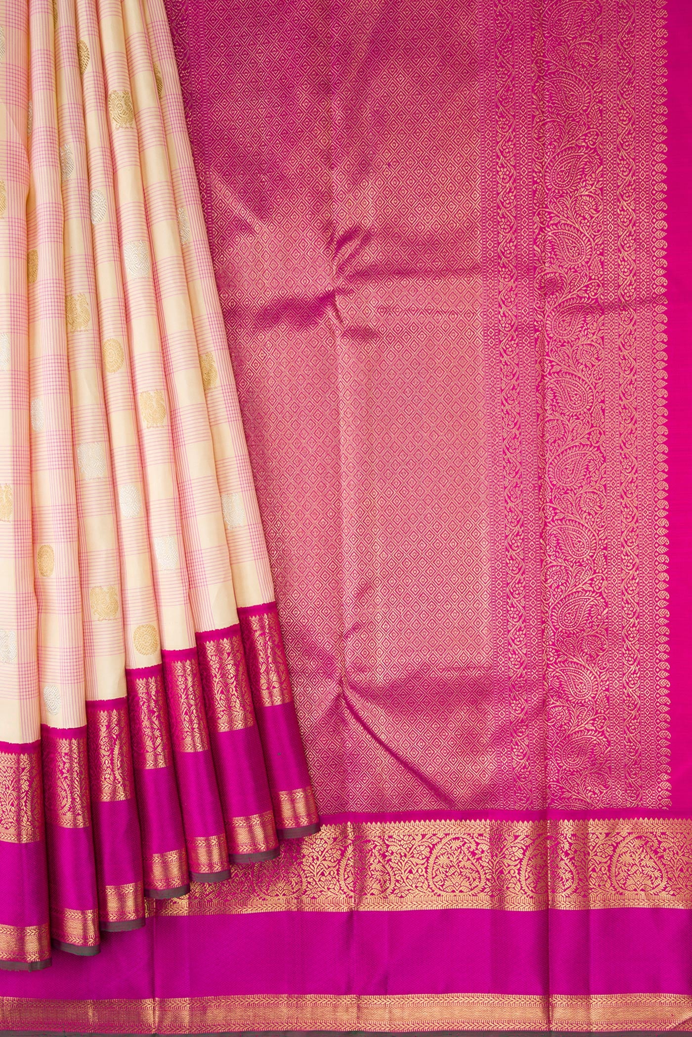Pleats and pallu of Pure Silk Pure Zari Sandal Dual Tone Kanchipuram Saree with Checked design on the body and Zari Border. 