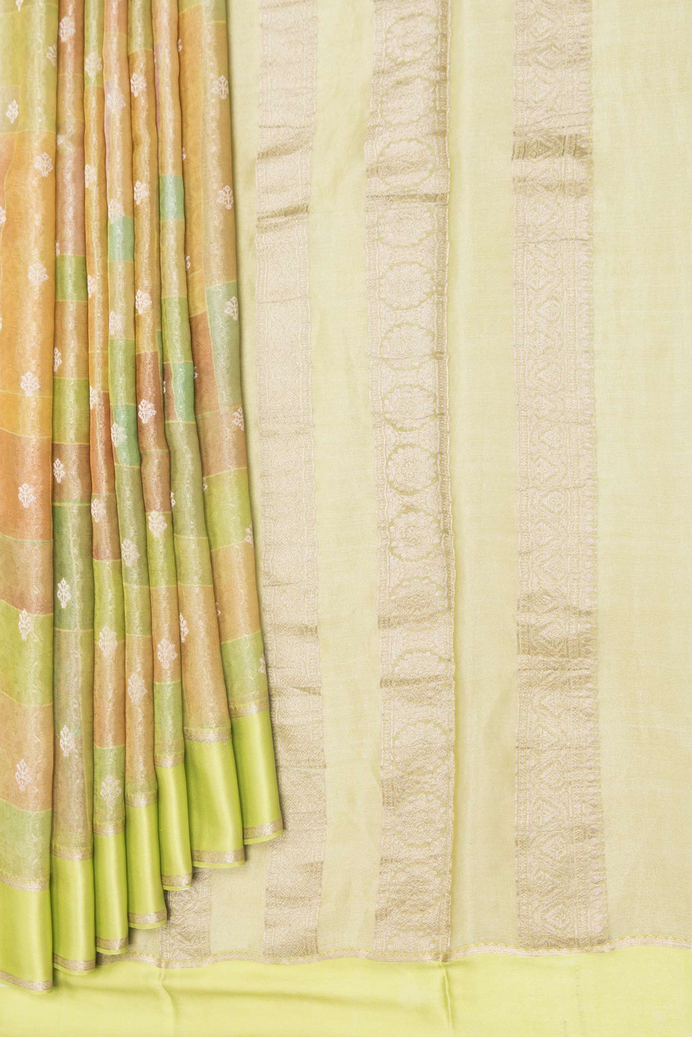 pleats pallu