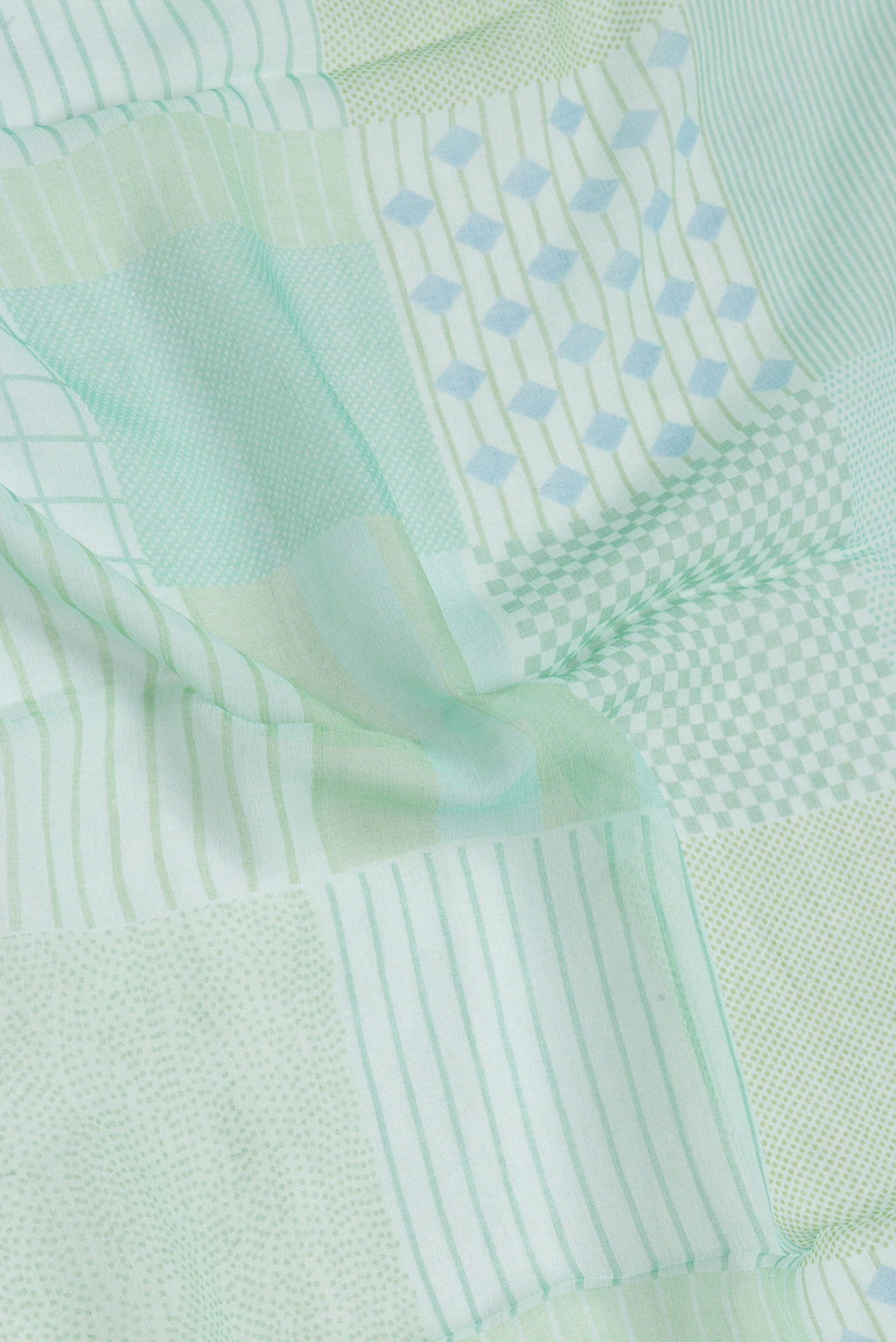 Close up of Sea Green Dual Tone Mysore Chiffon Saree with Printed design on the body and Thread Border.  displaying folds
